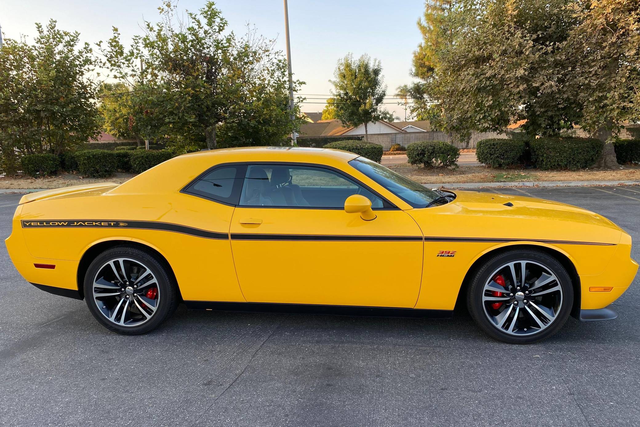 2012 Dodge Challenger SRT8 Yellow Jacket