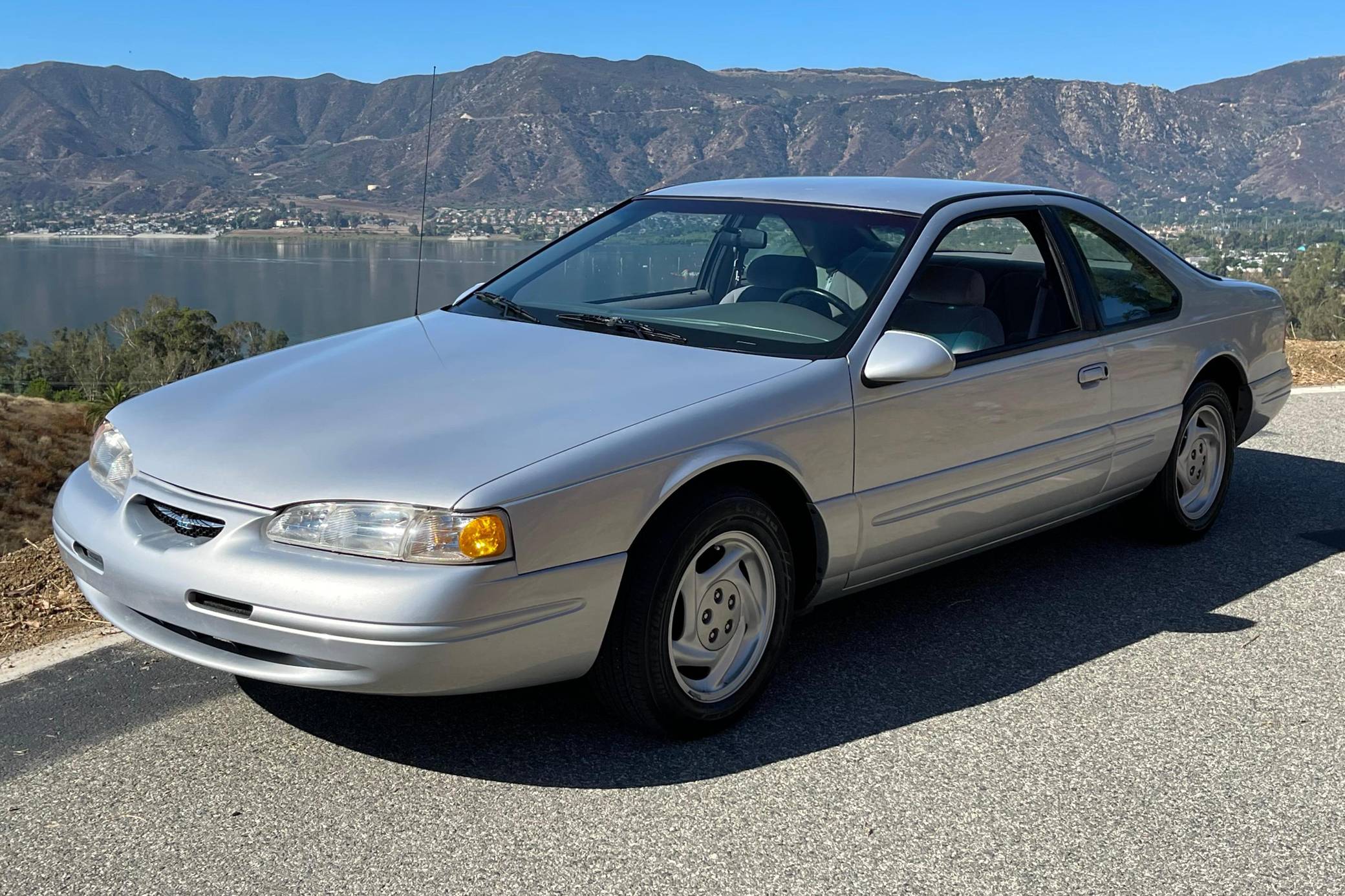 1996 Ford Thunderbird