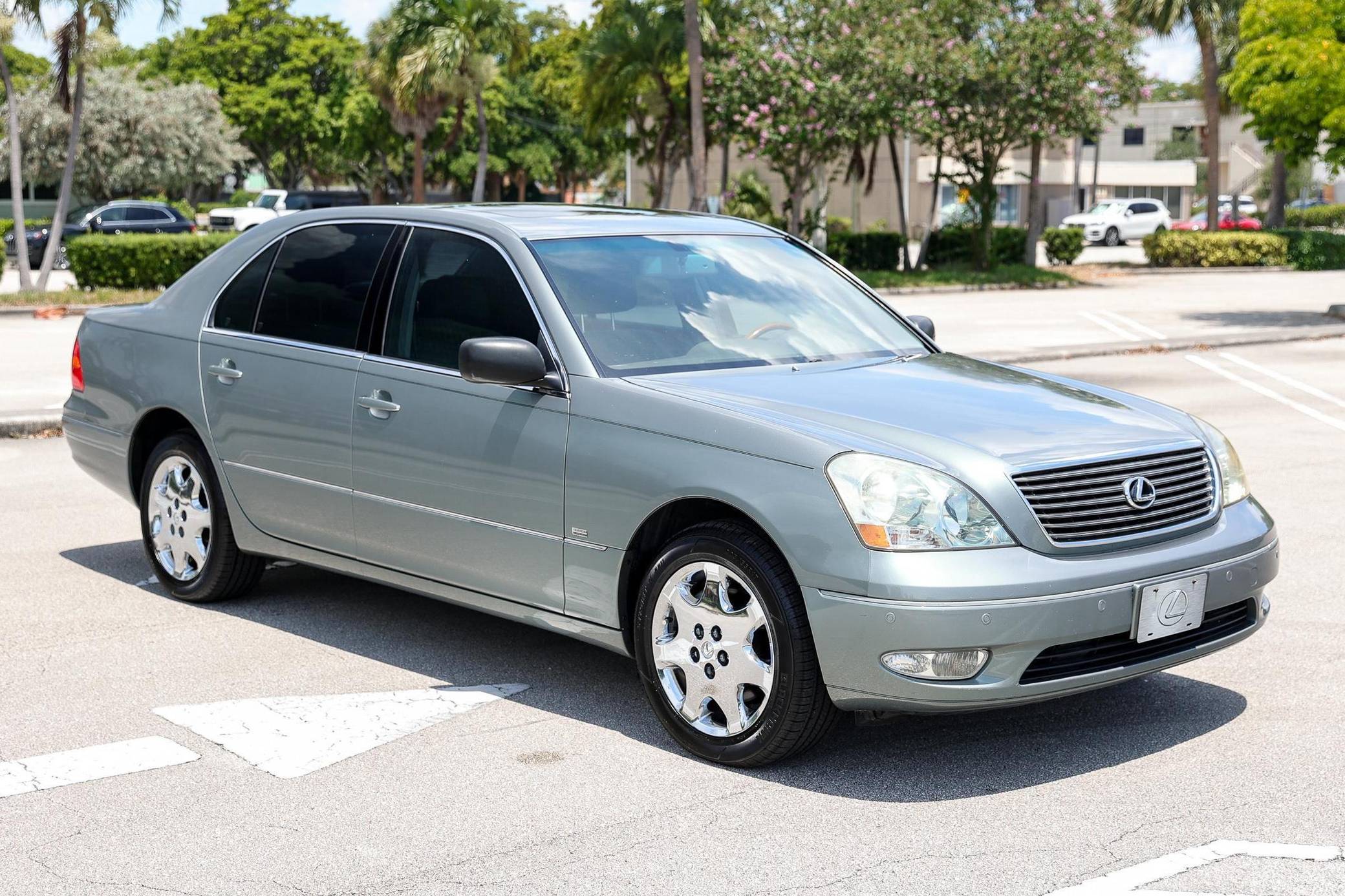 2003 Lexus LS