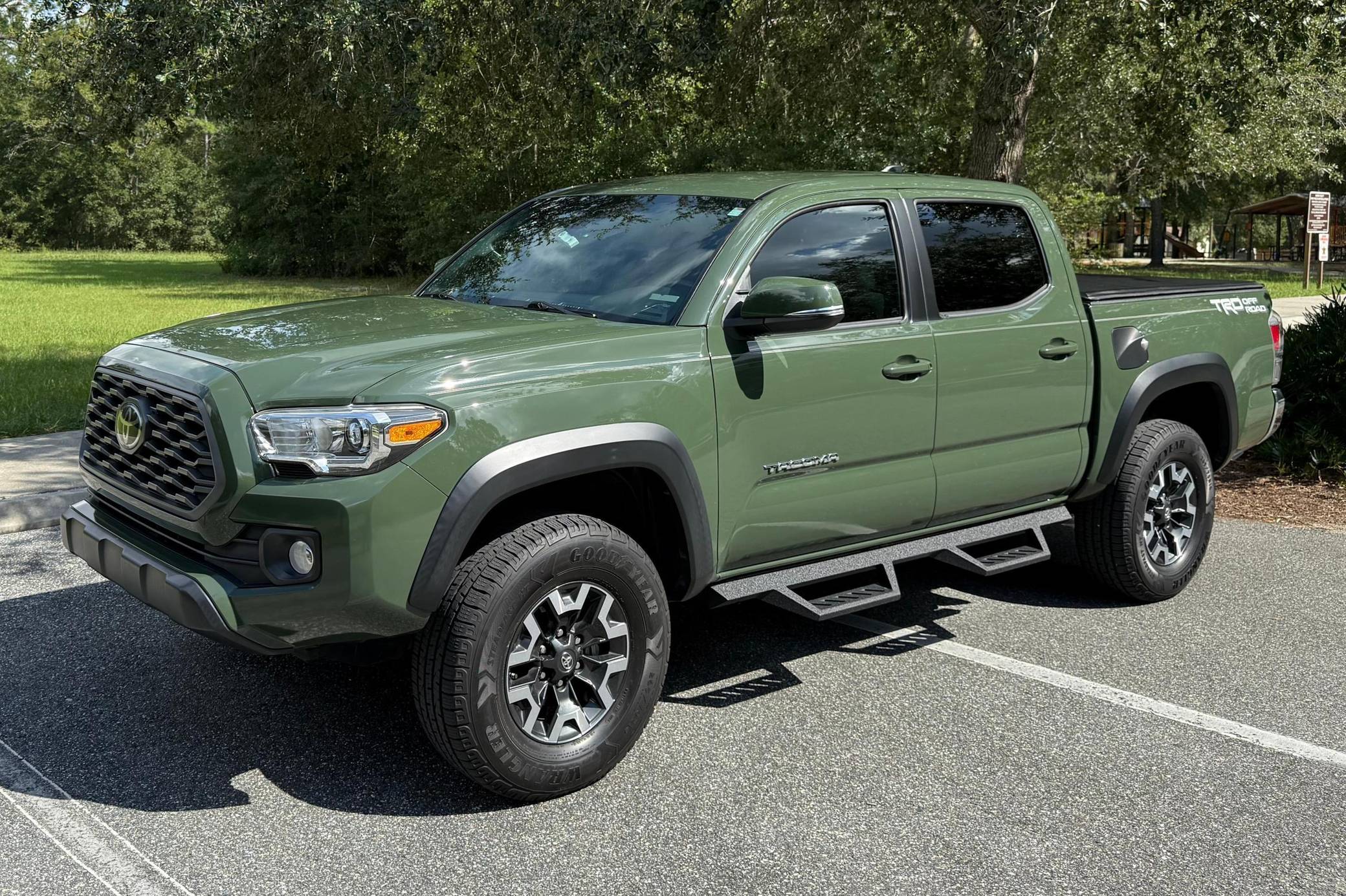 2021 Toyota Tacoma TRD Off-Road Double Cab VIN: 5TFAZ5CN8MX100973