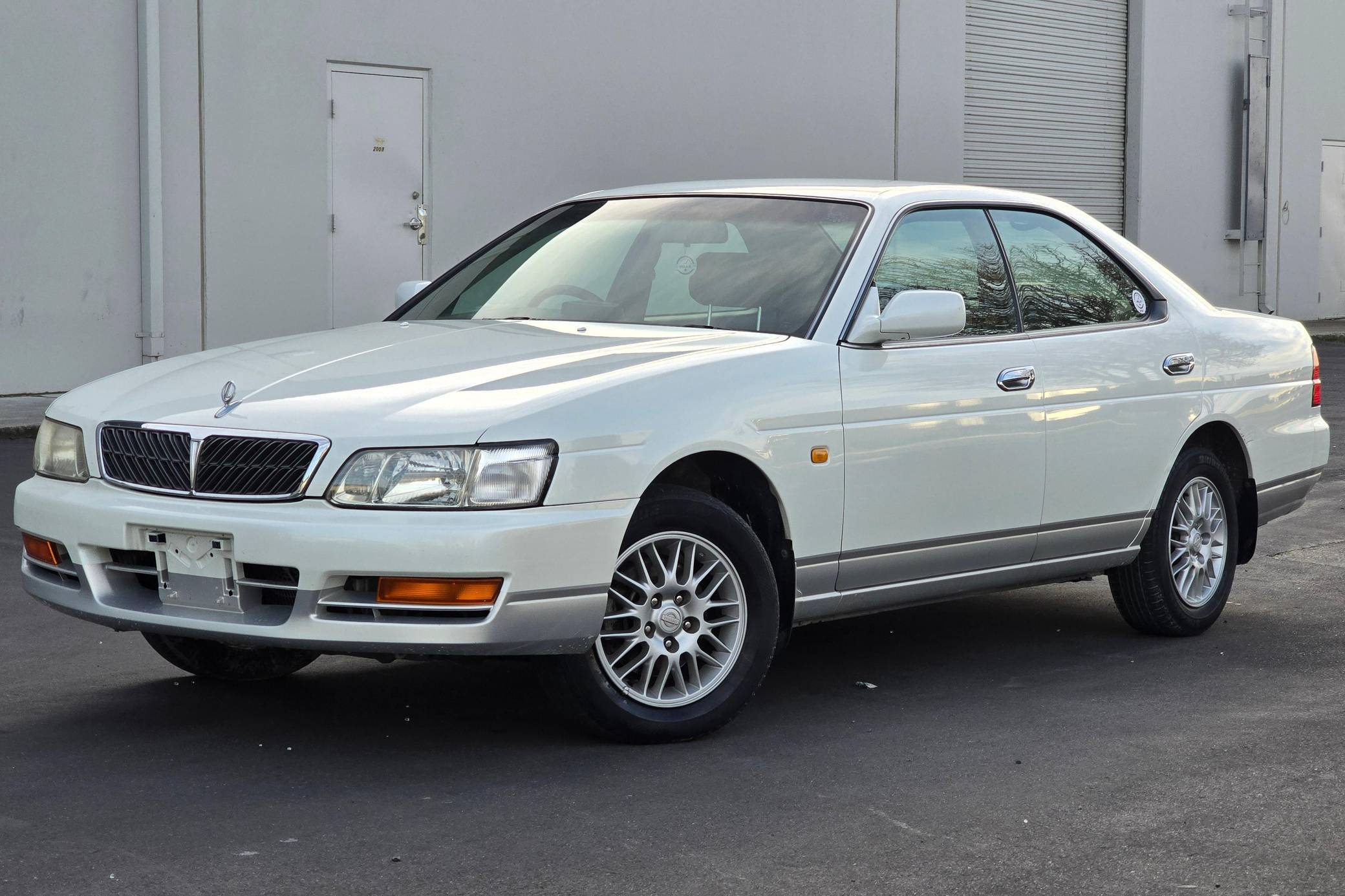 1997 Nissan Laurel Medalist 25 Four