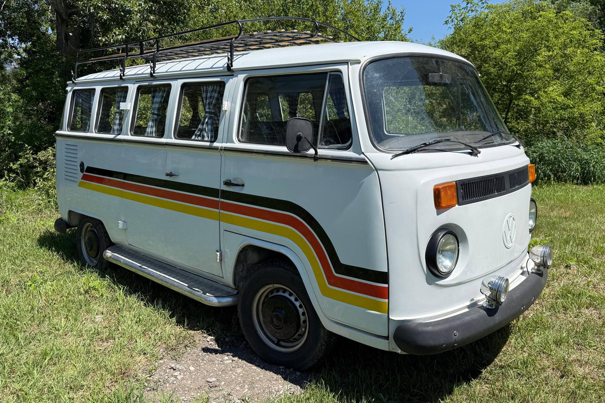 1996 Volkswagen Kombi Bus VIN: 98WZZZ231TP051766 for Sale - Cars 