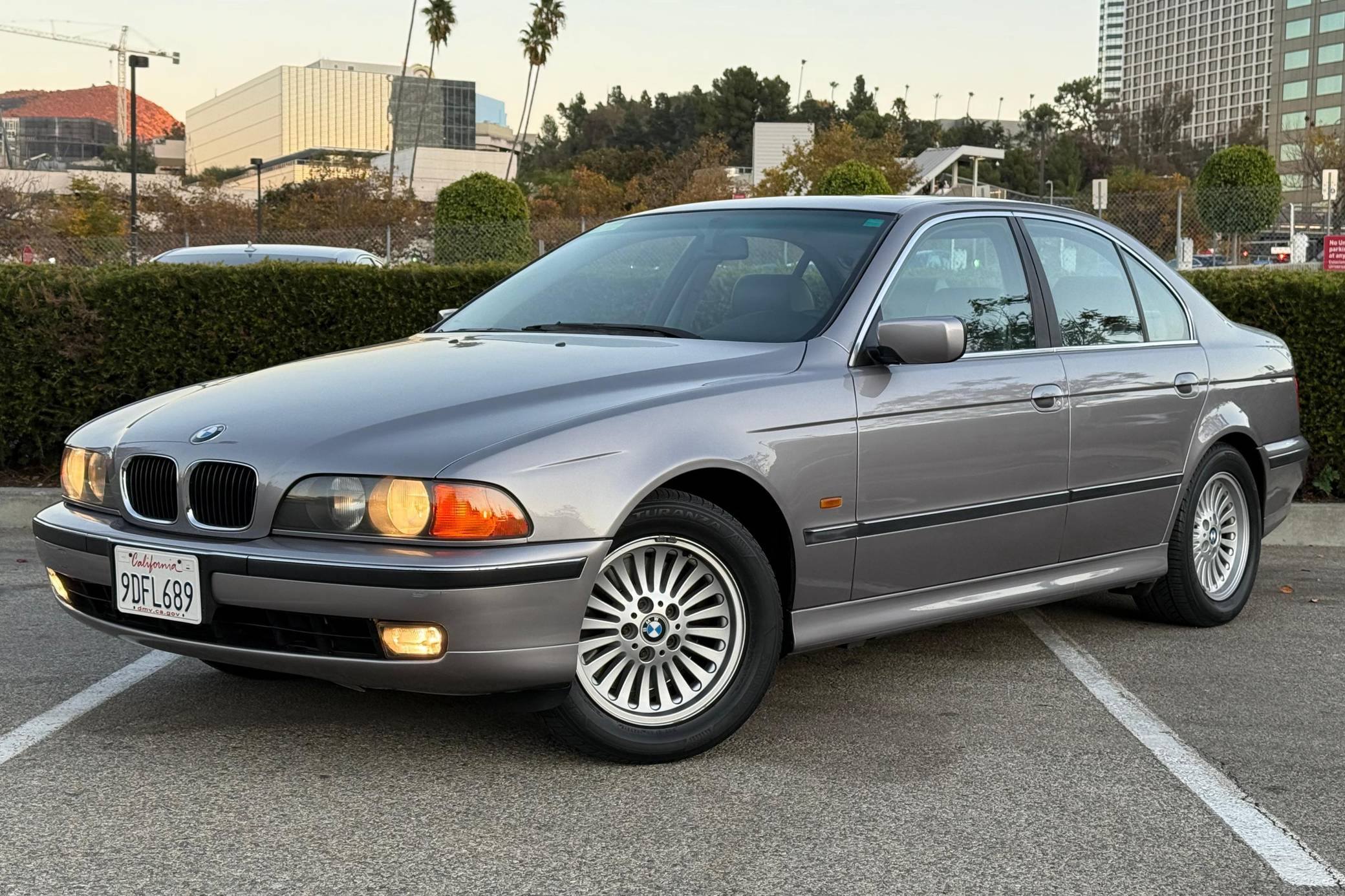 1998 BMW 540i Sedan