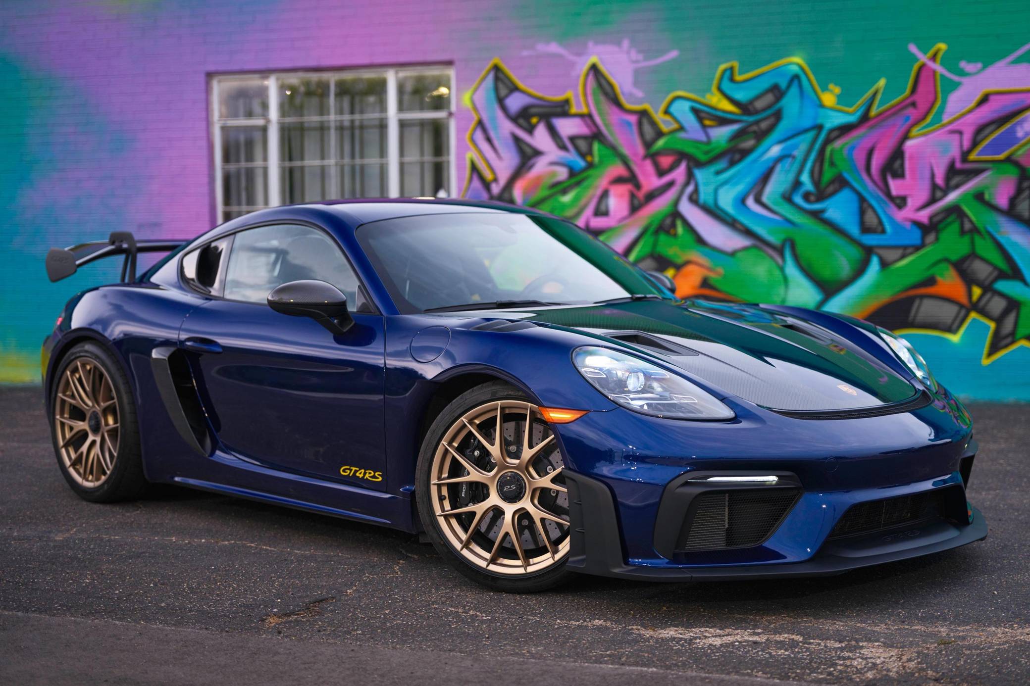 2025 Porsche 718 Cayman GT4 RS Weissach Package Draws Strong Interest Ahead of Auction Close