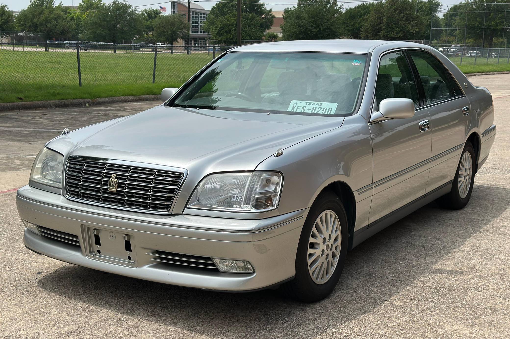 2000 Toyota Crown