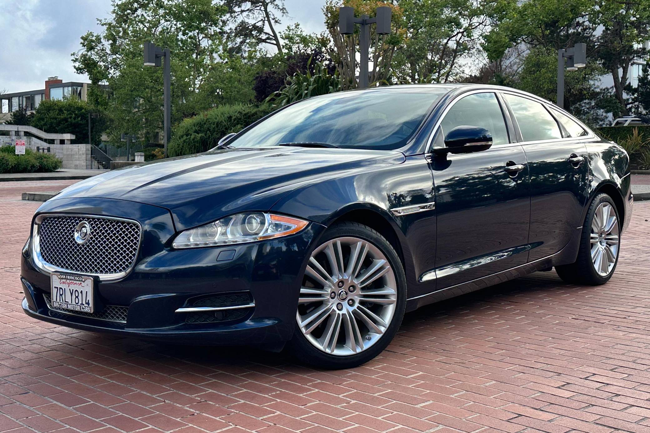 2011 Jaguar XJ VIN: SAJXA1CB1BLV18281 for Sale - Cars & Bids