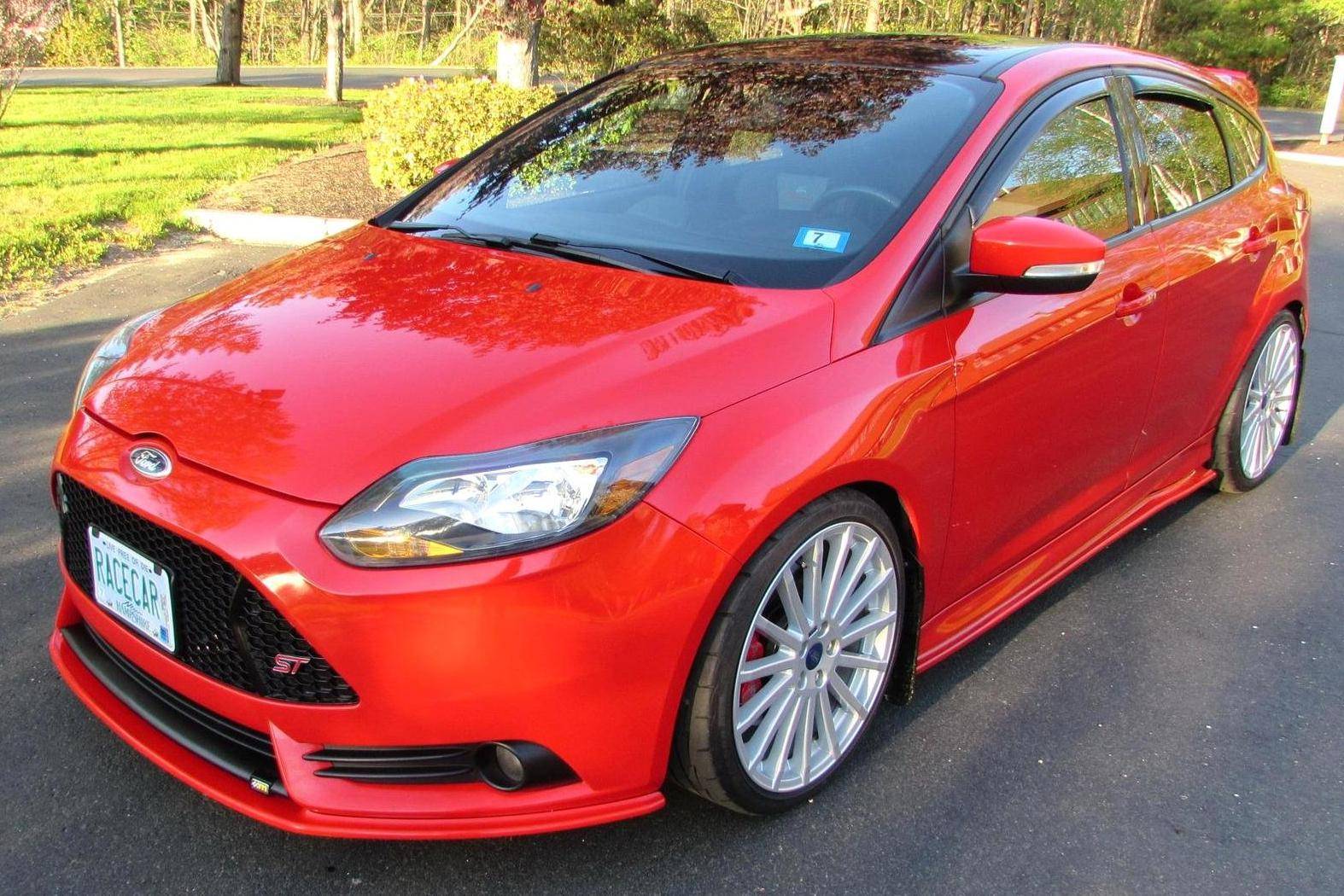 Heavy Modified Ford Focus MK2 ST