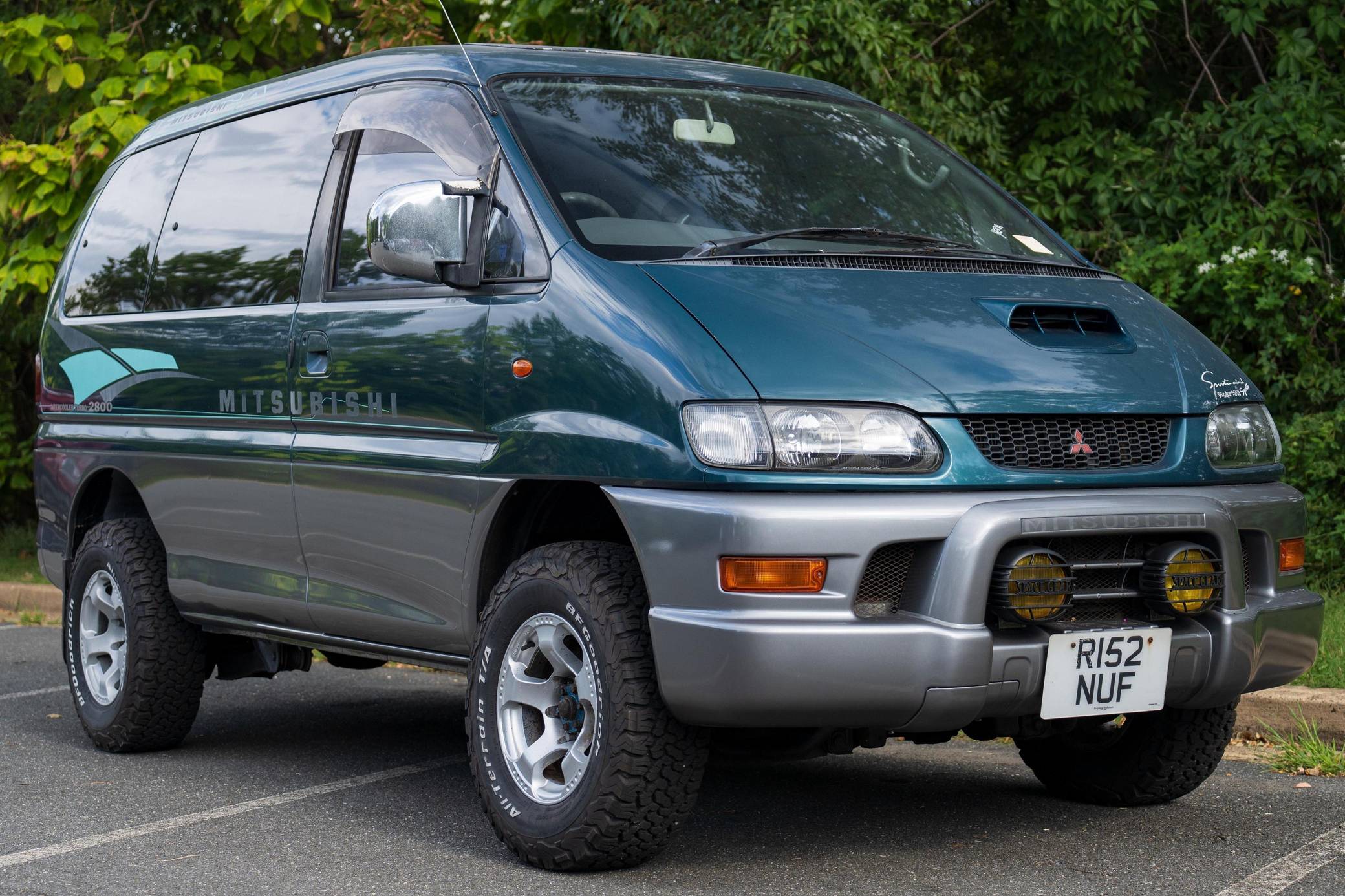 Mitsubishi Delica
