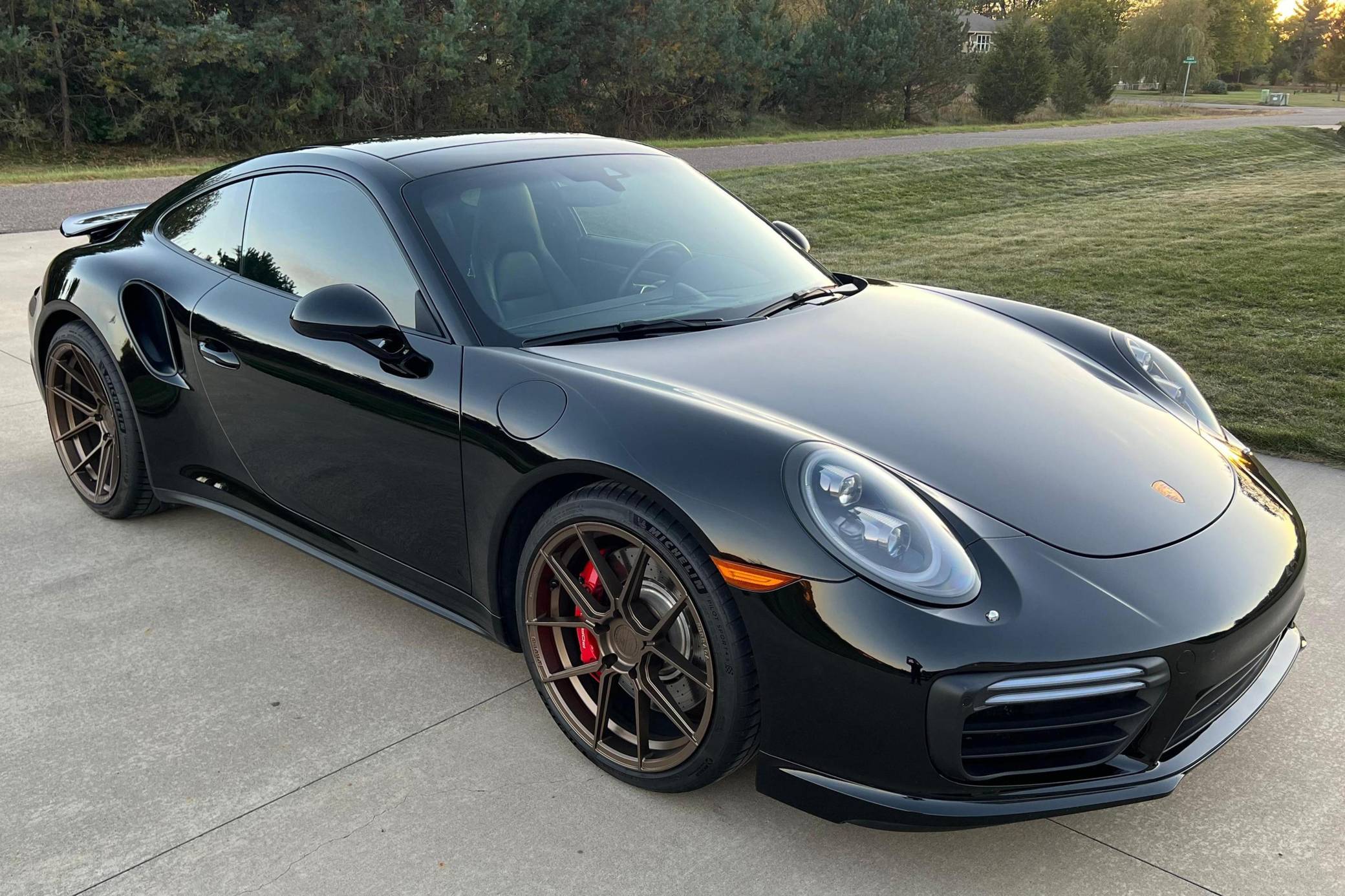 2017 Porsche 911 Turbo Coupe