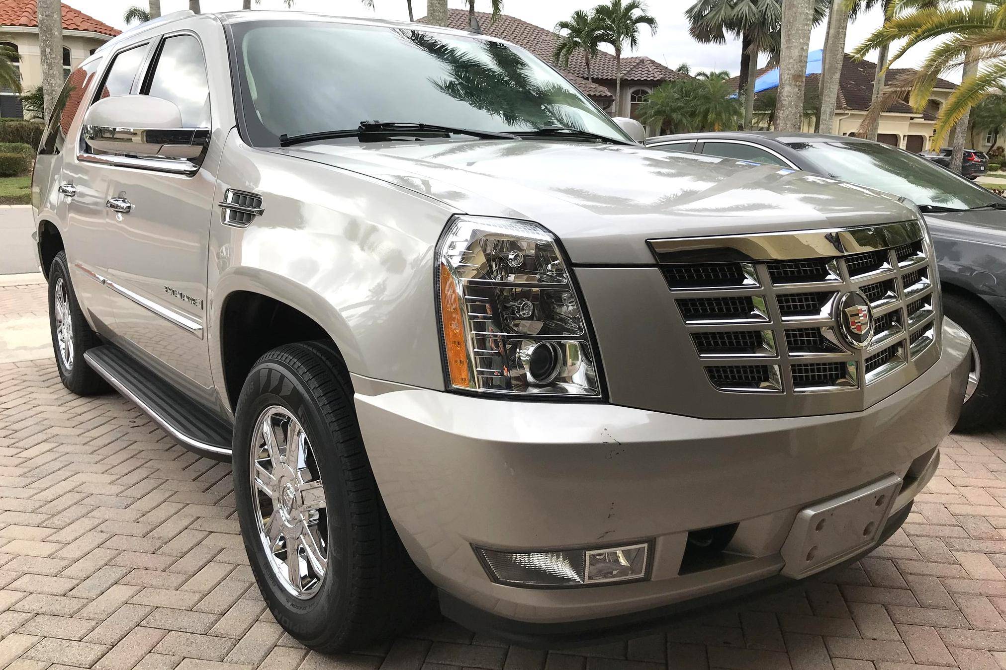 Why The Cadillac Escalade-V Didn't Come To Market Sooner