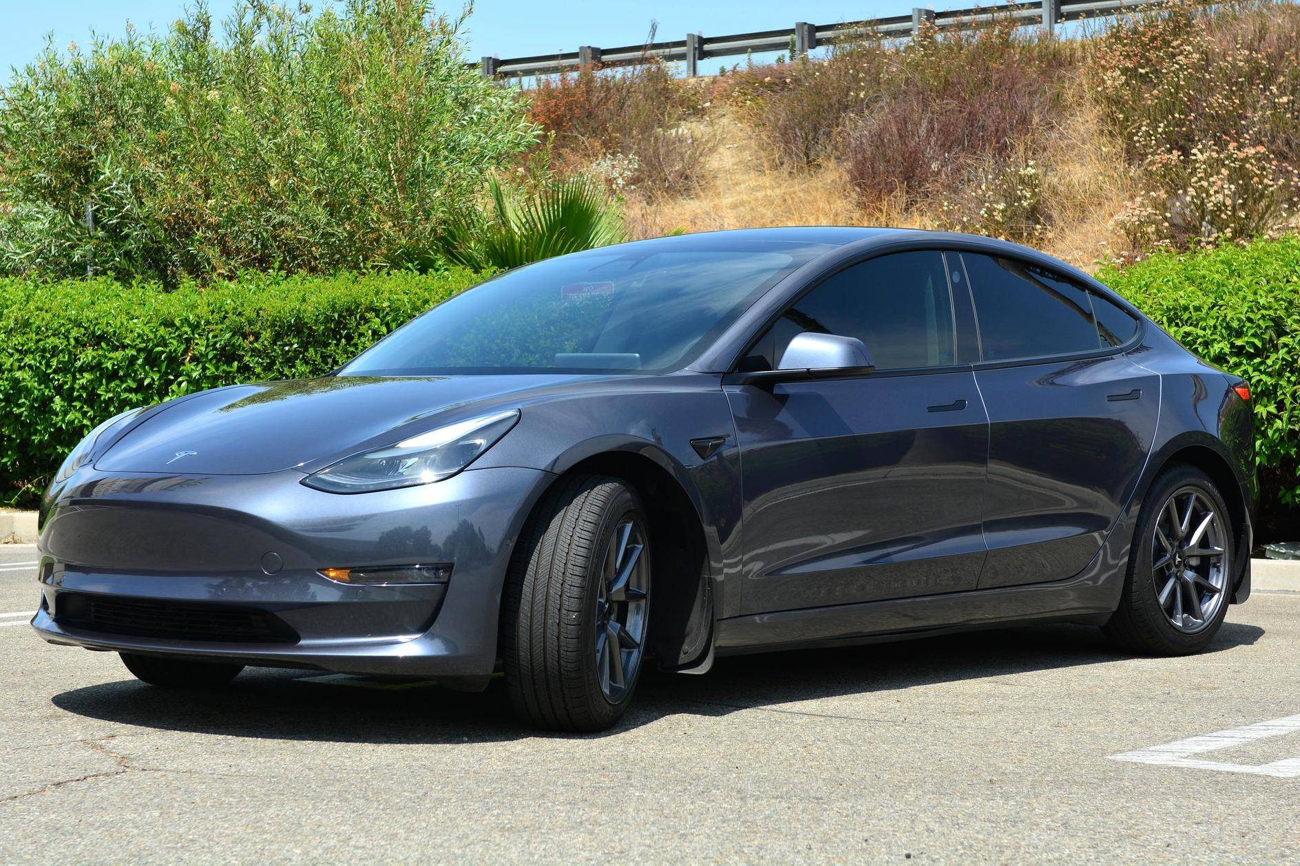 Tesla model 3 performance 2021 midnight shop silver metallic