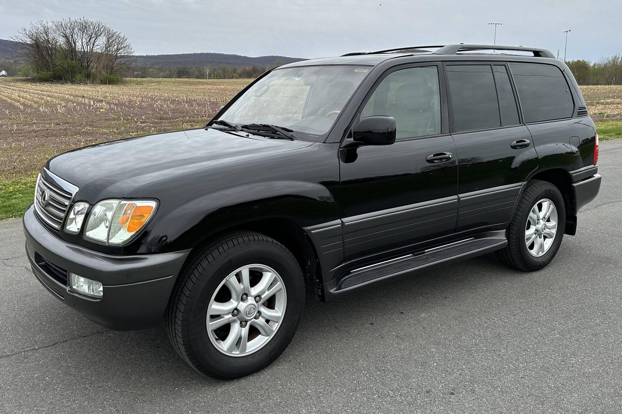 2004 Lexus LX 470