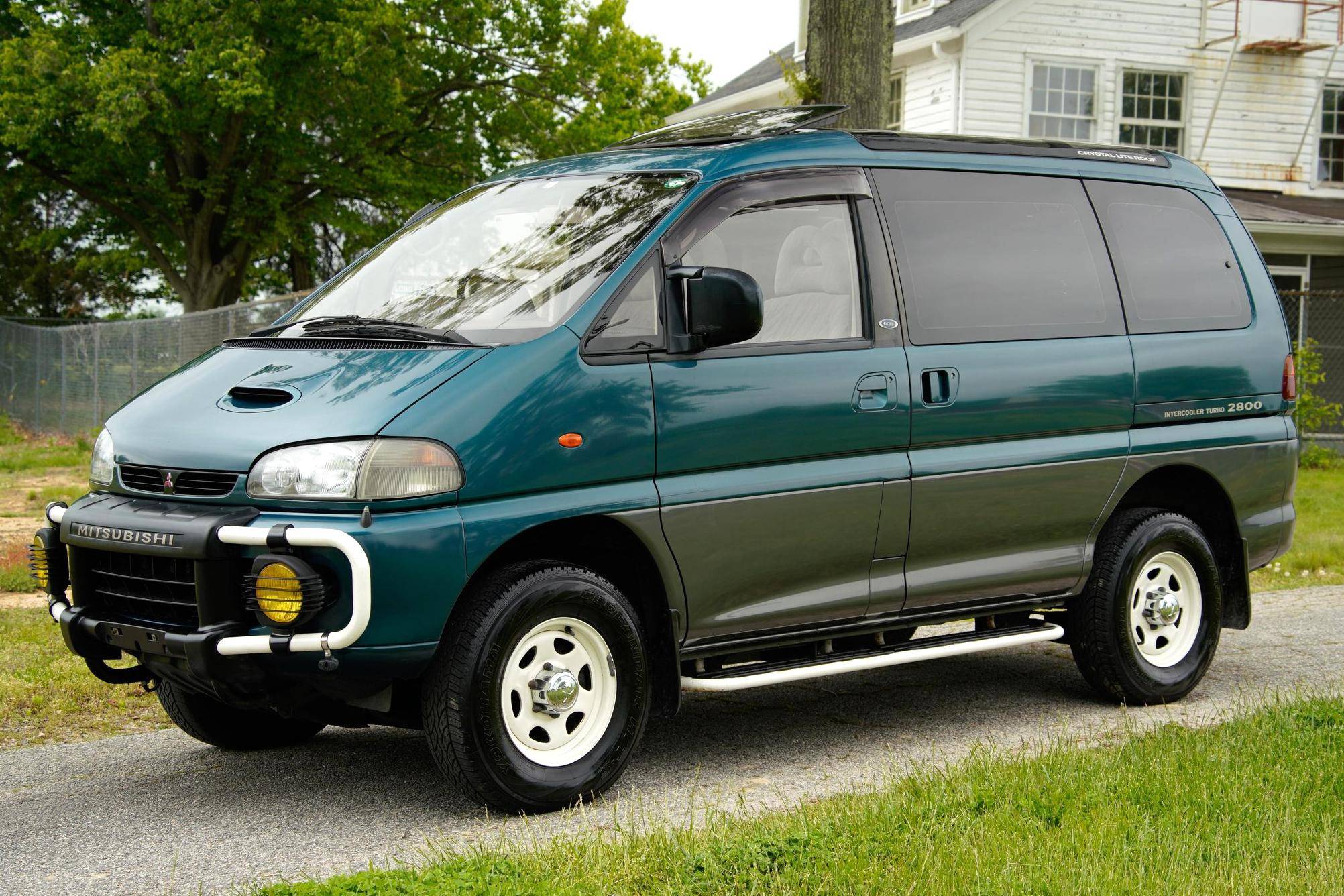 1995 Mitsubishi Delica Space Gear Exceed 4WD for Sale - Cars & Bids