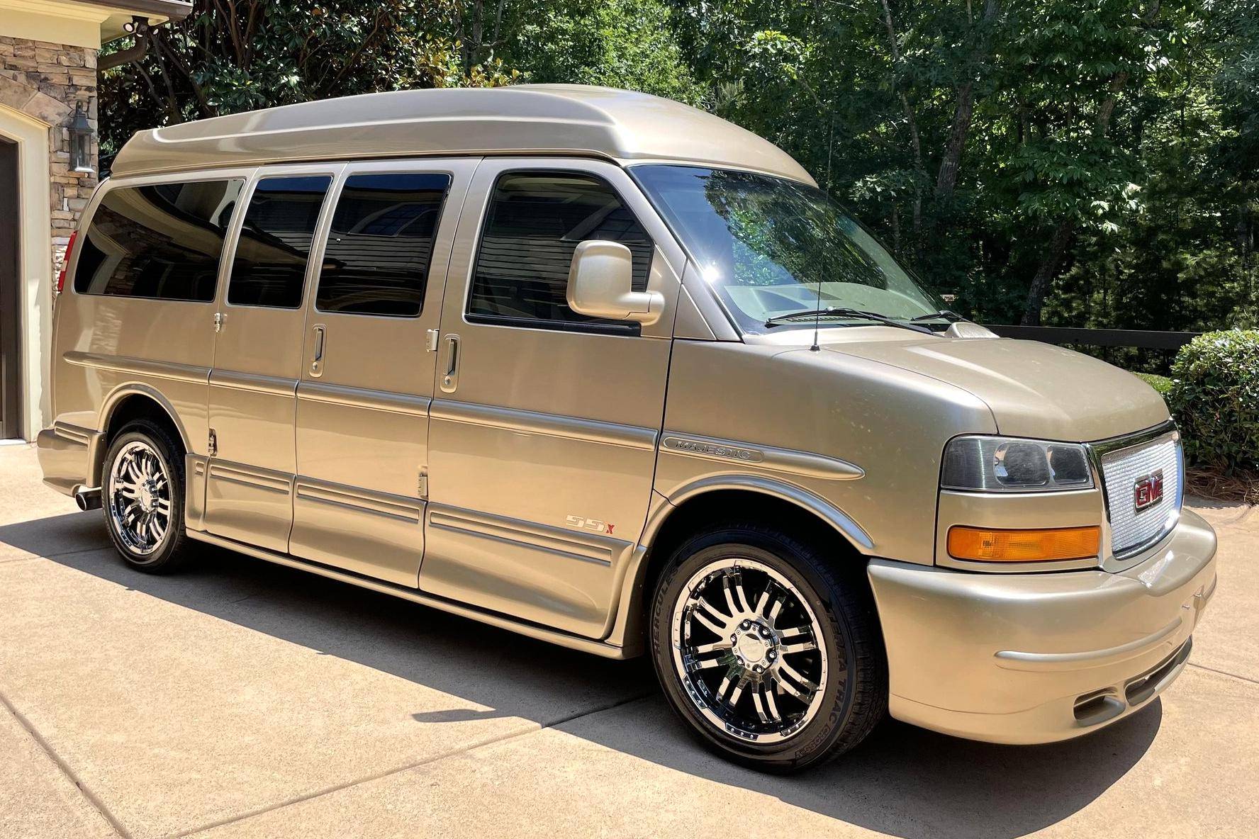 2013 GMC Savana Majestic SSX Conversion Van