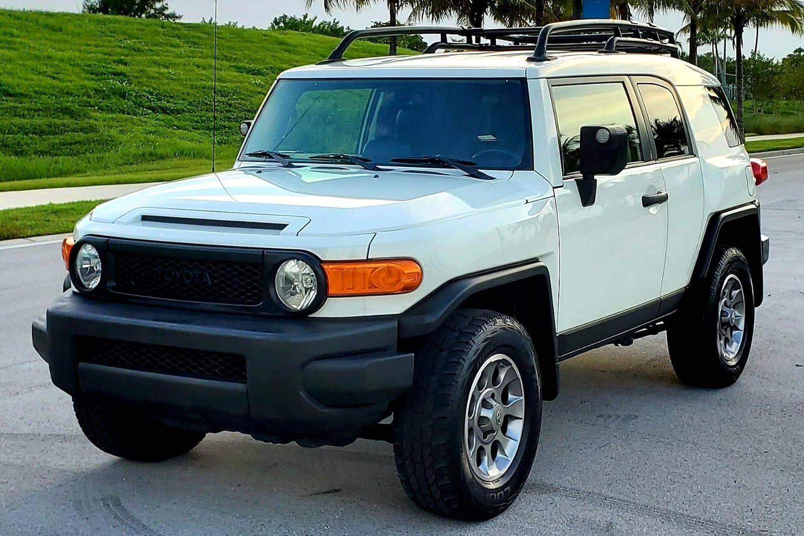 2012 Toyota FJ Cruiser for Sale - Cars & Bids