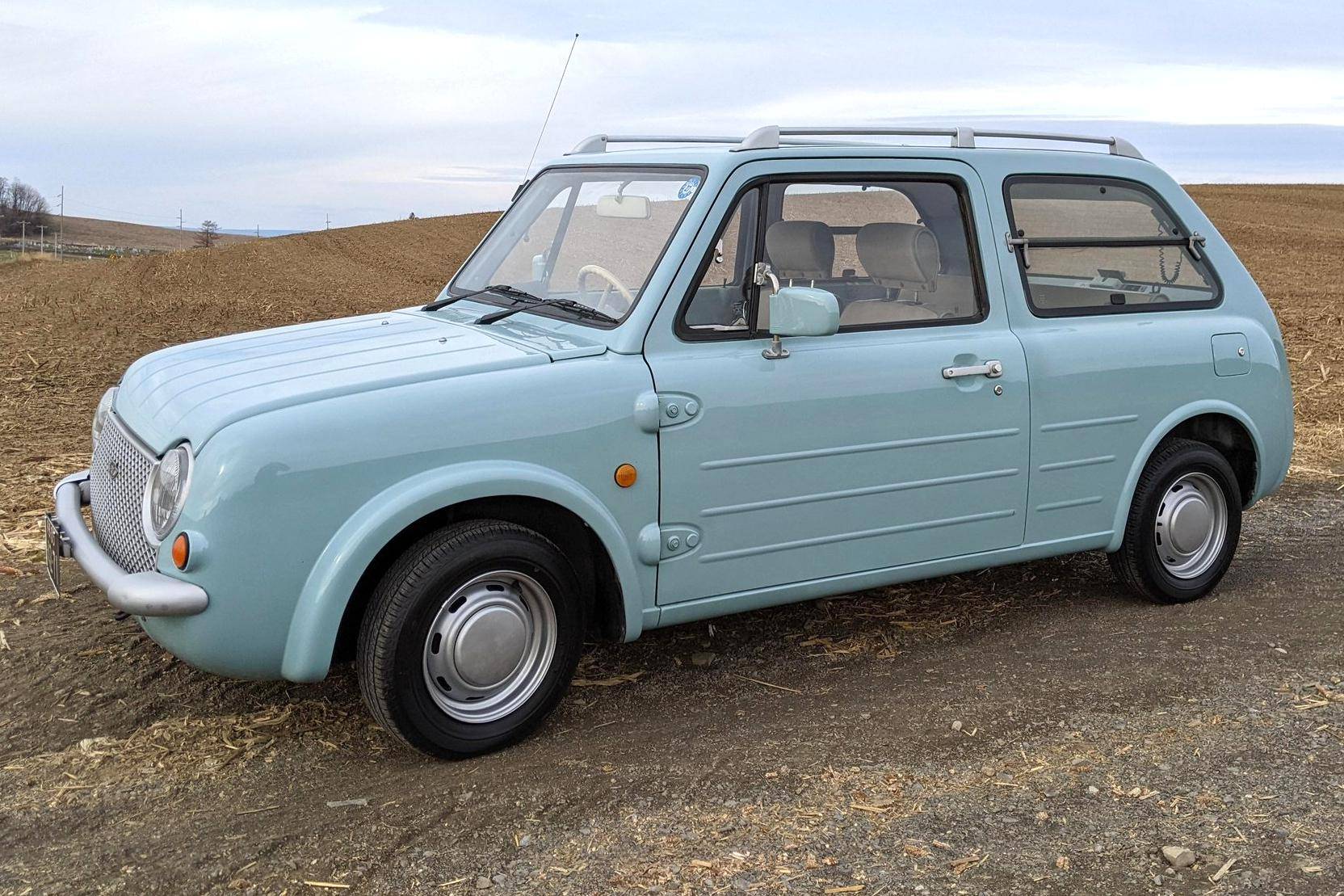 1990 Nissan Pao