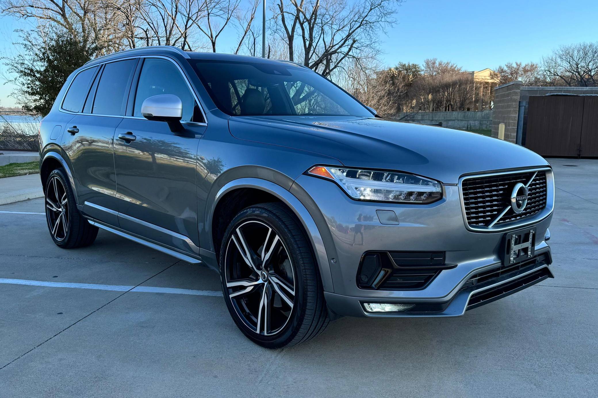 2017 Volvo XC90 T6 R-Design