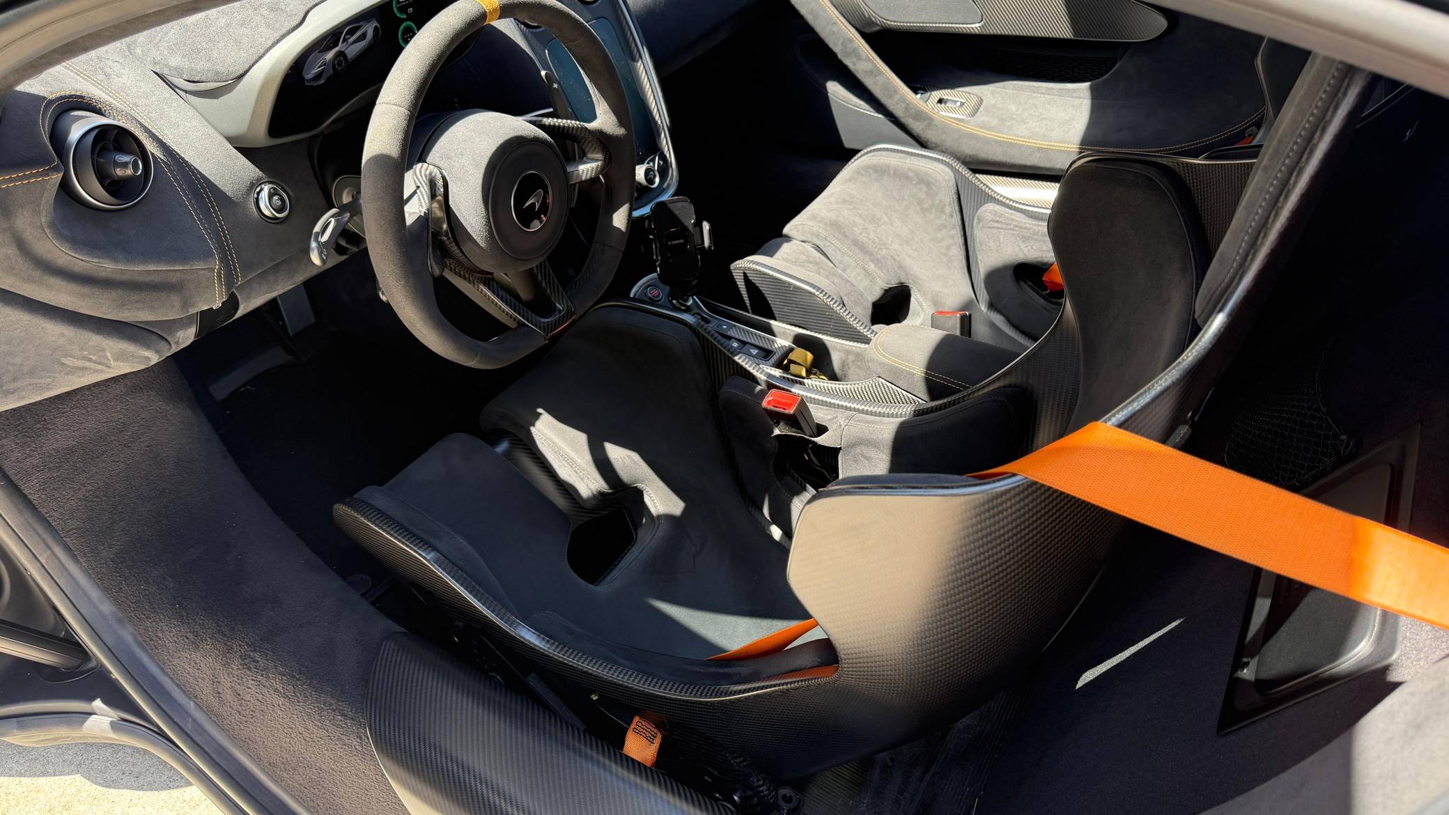 2019 McLaren 600LT photo 44