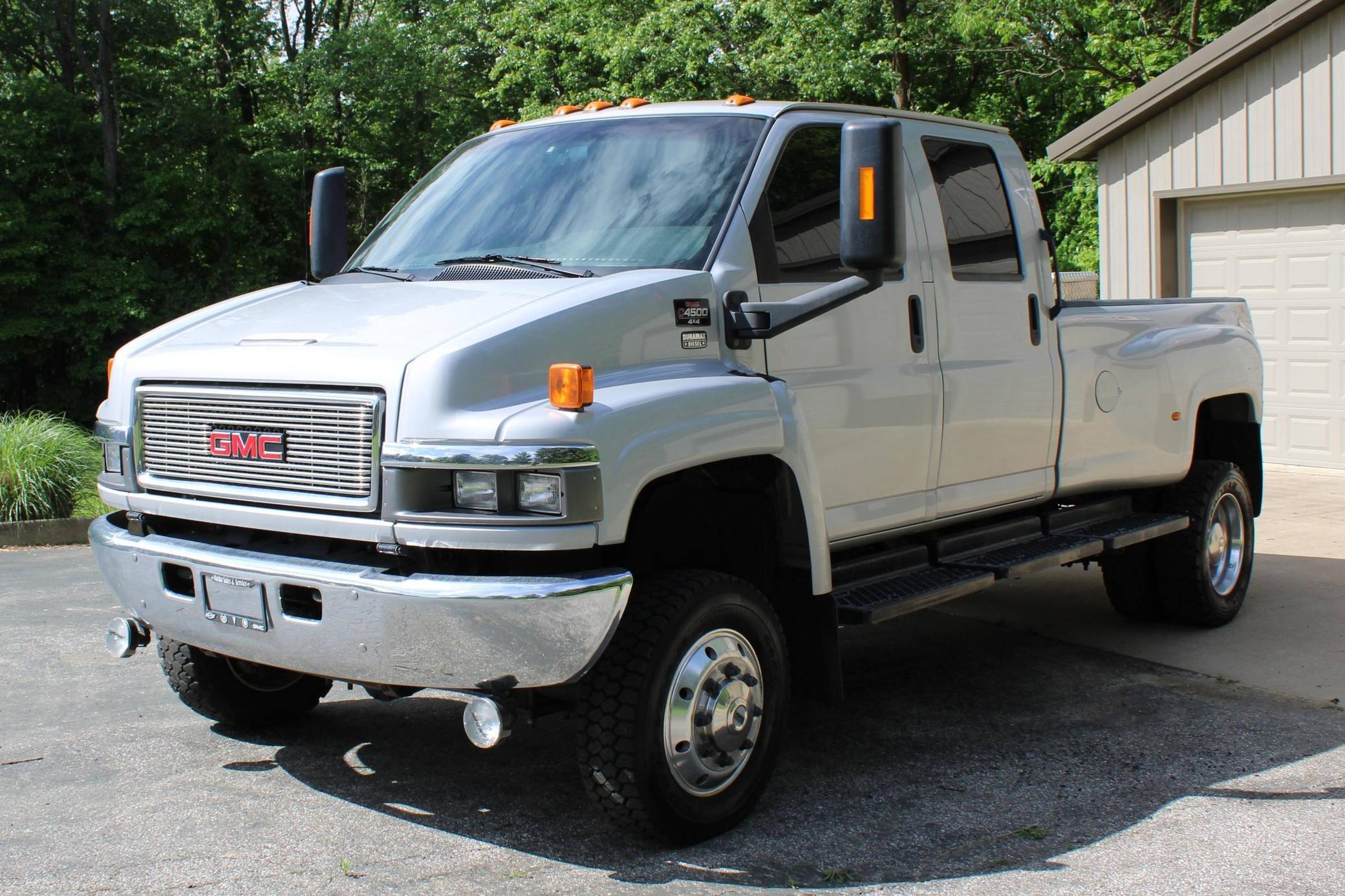 1/25 amt GMC TOP KICK 完成品　C6500 C7000 2005 GMC TopKick C4500 Pickup VIN: 1GDE4E3285F529099 for Sale