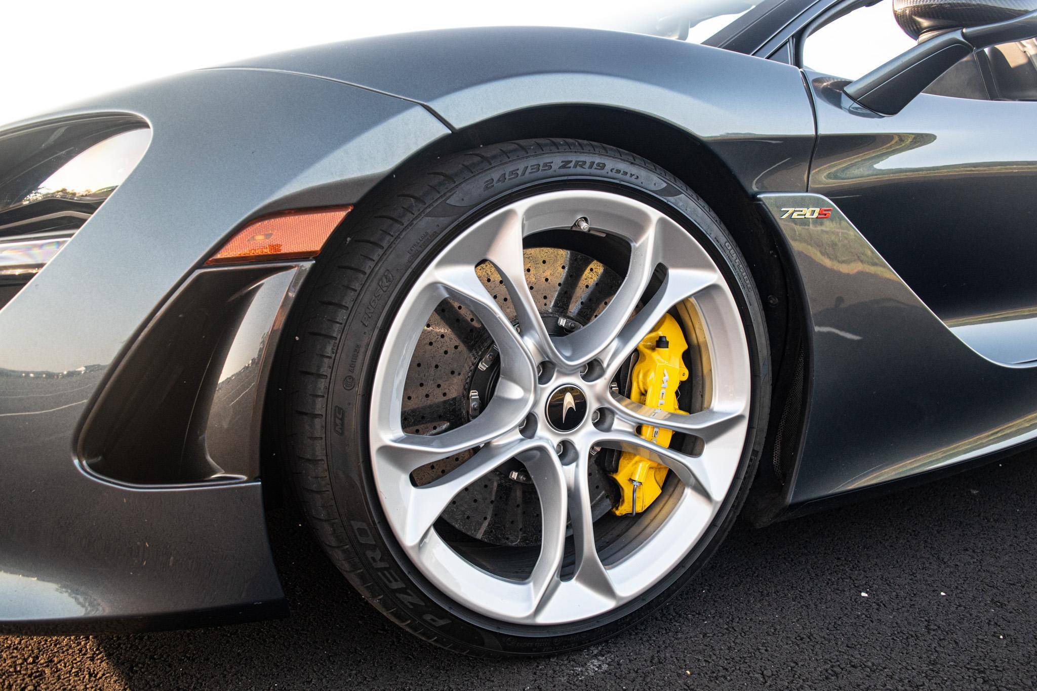 2020 McLaren 720S Spider Performance photo 75