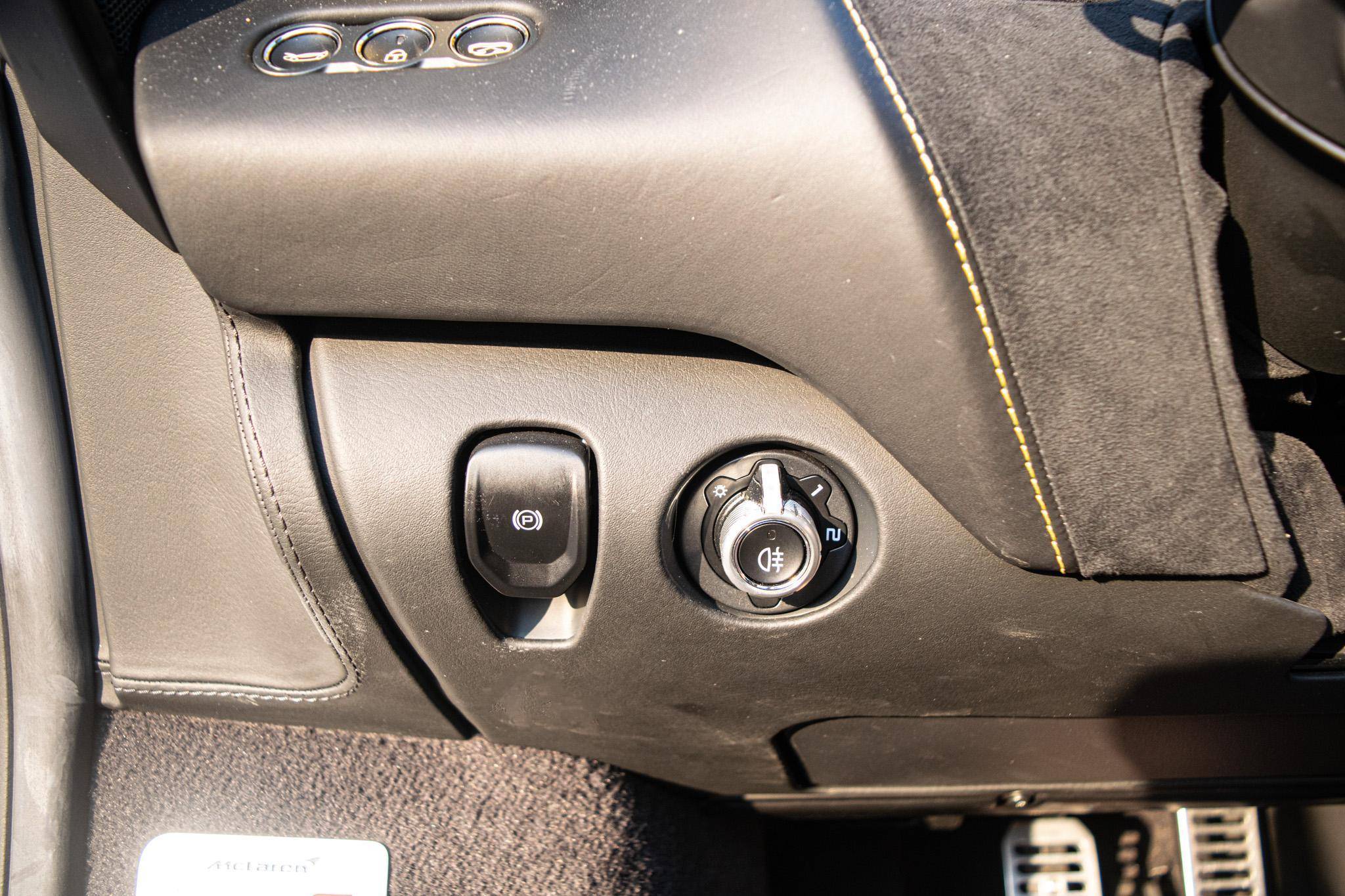 2020 McLaren 720S Spider Performance photo 94