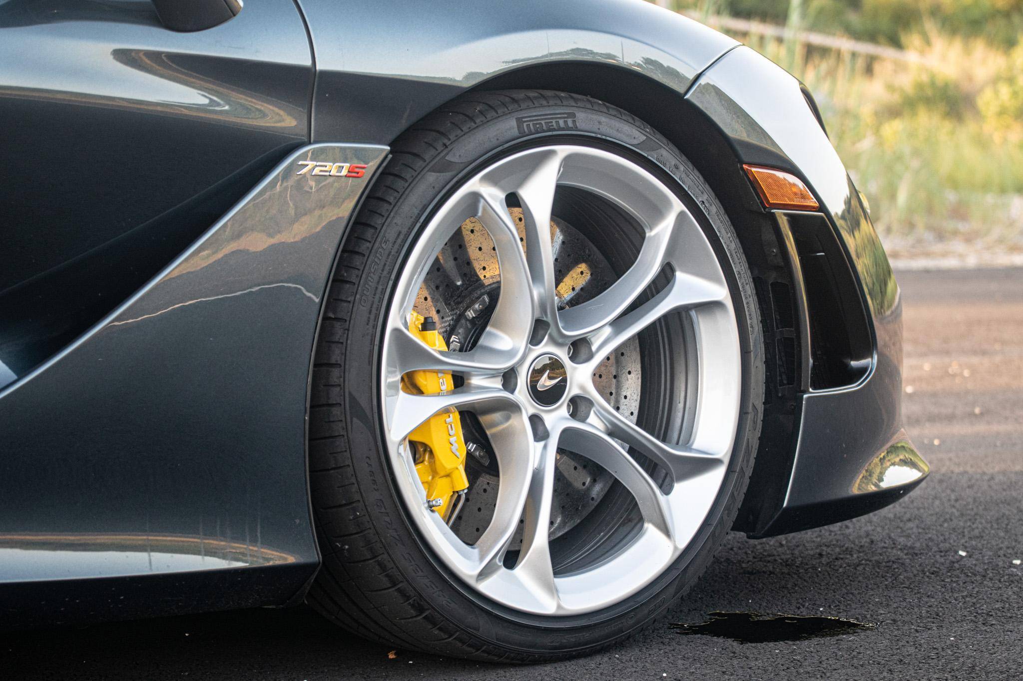 2020 McLaren 720S Spider Performance photo 82