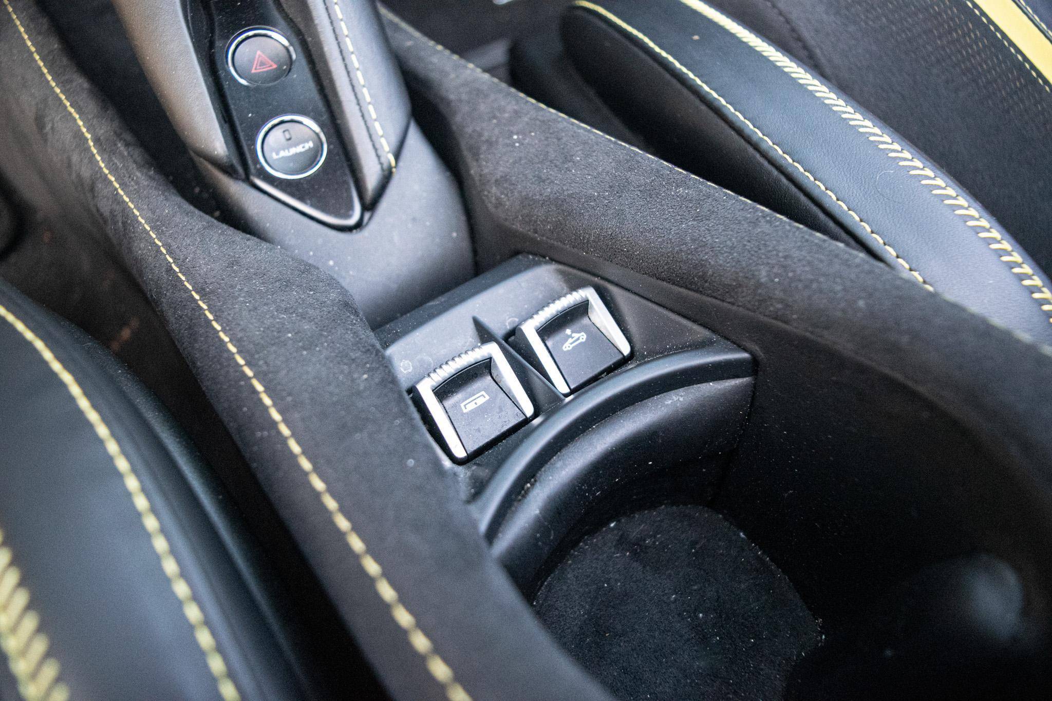 2020 McLaren 720S Spider Performance photo 107