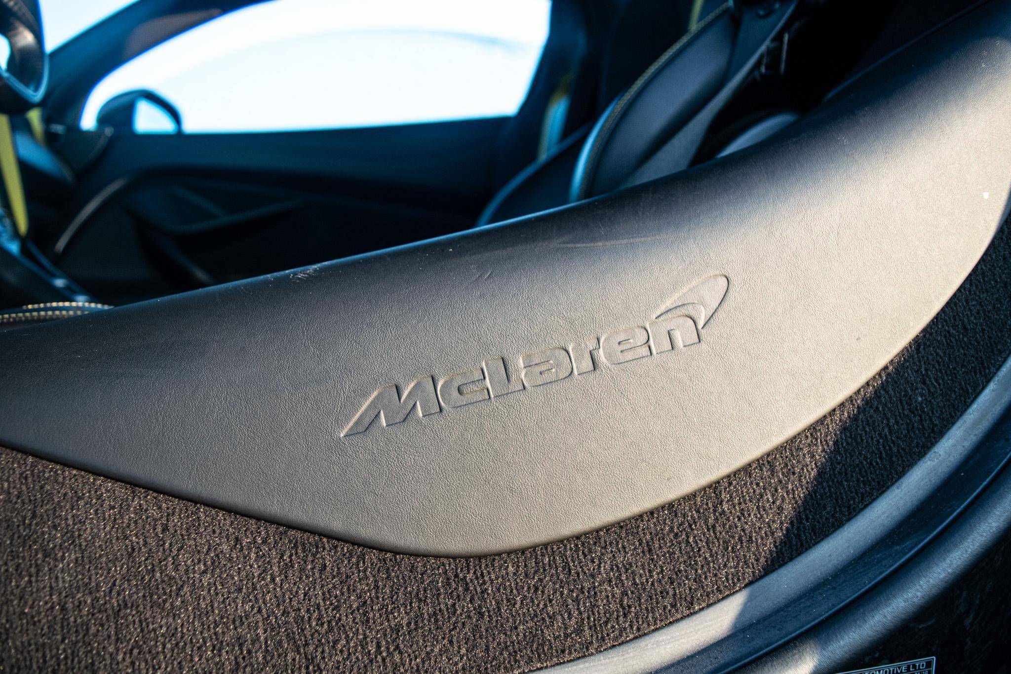 2020 McLaren 720S Spider Performance photo 114