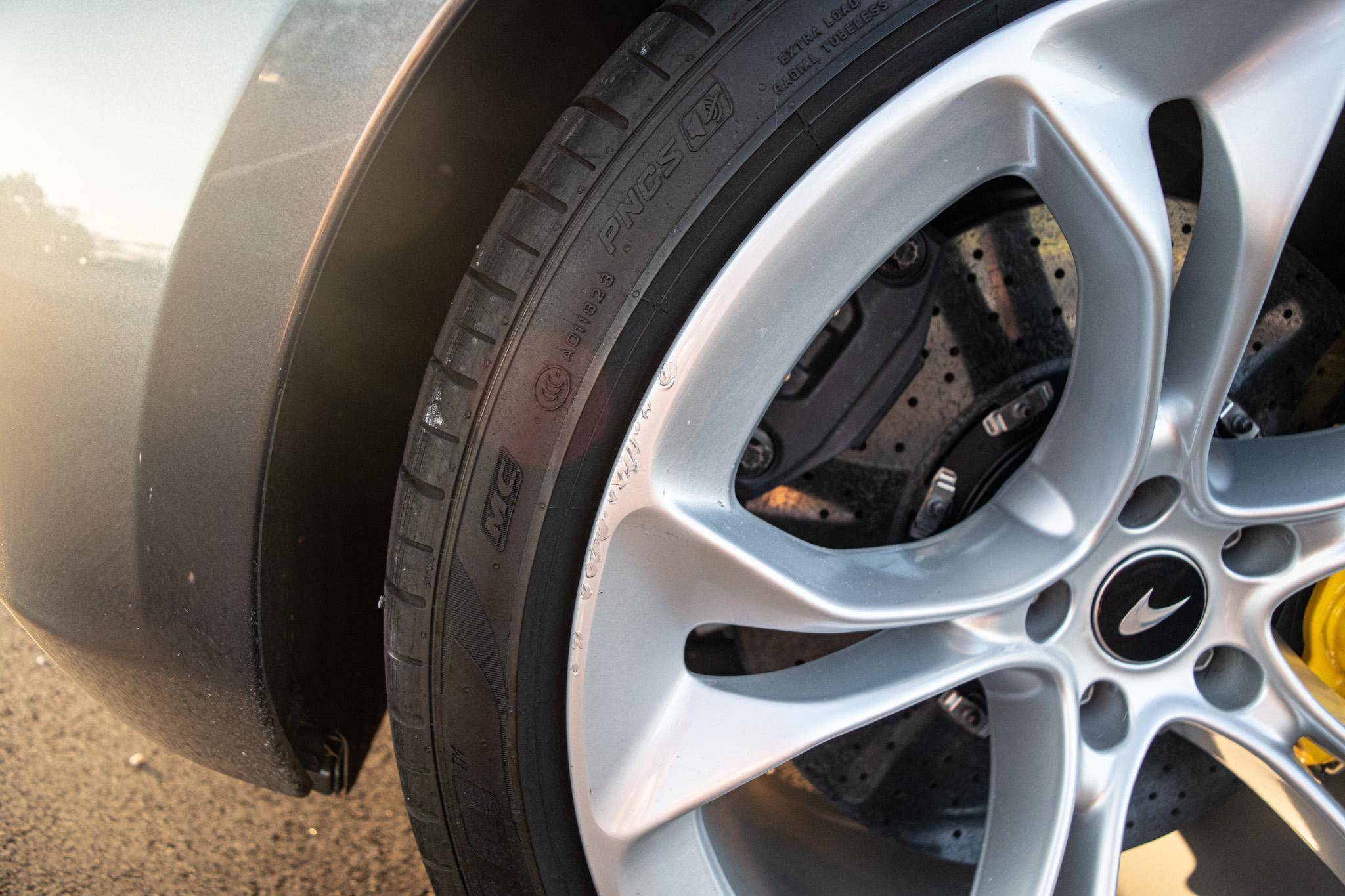 2020 McLaren 720S Spider Performance photo 80