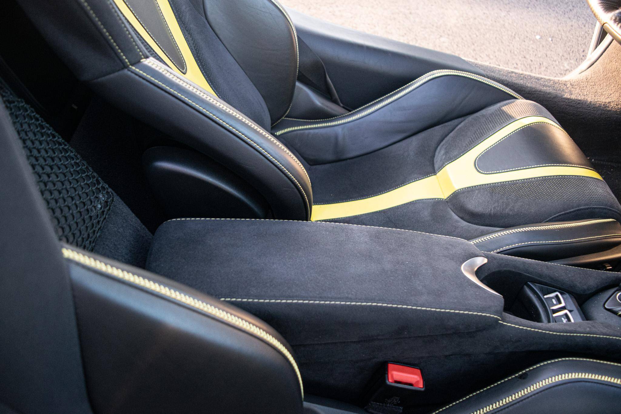 2020 McLaren 720S Spider Performance photo 108