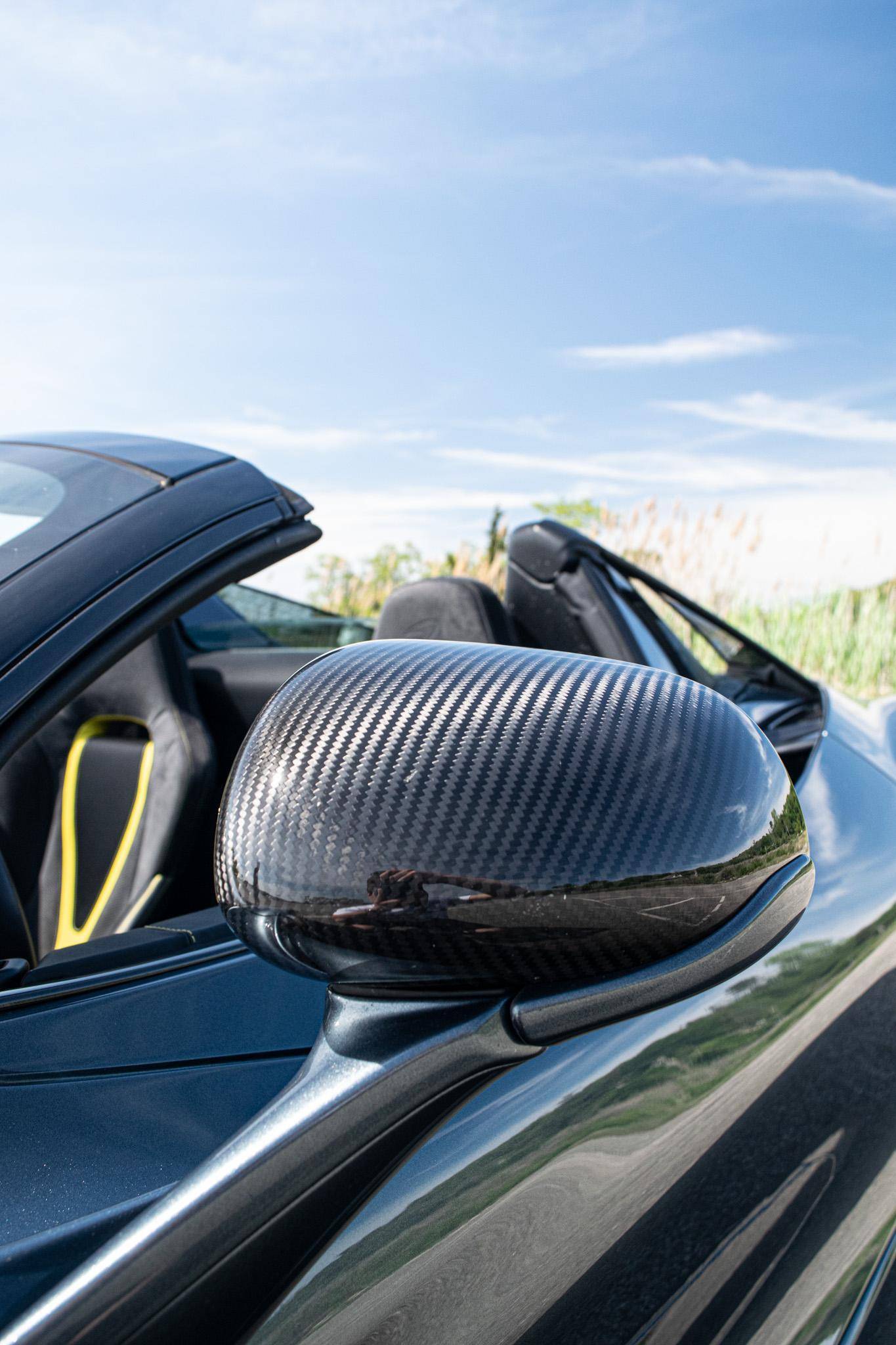 2020 McLaren 720S Spider Performance photo 56