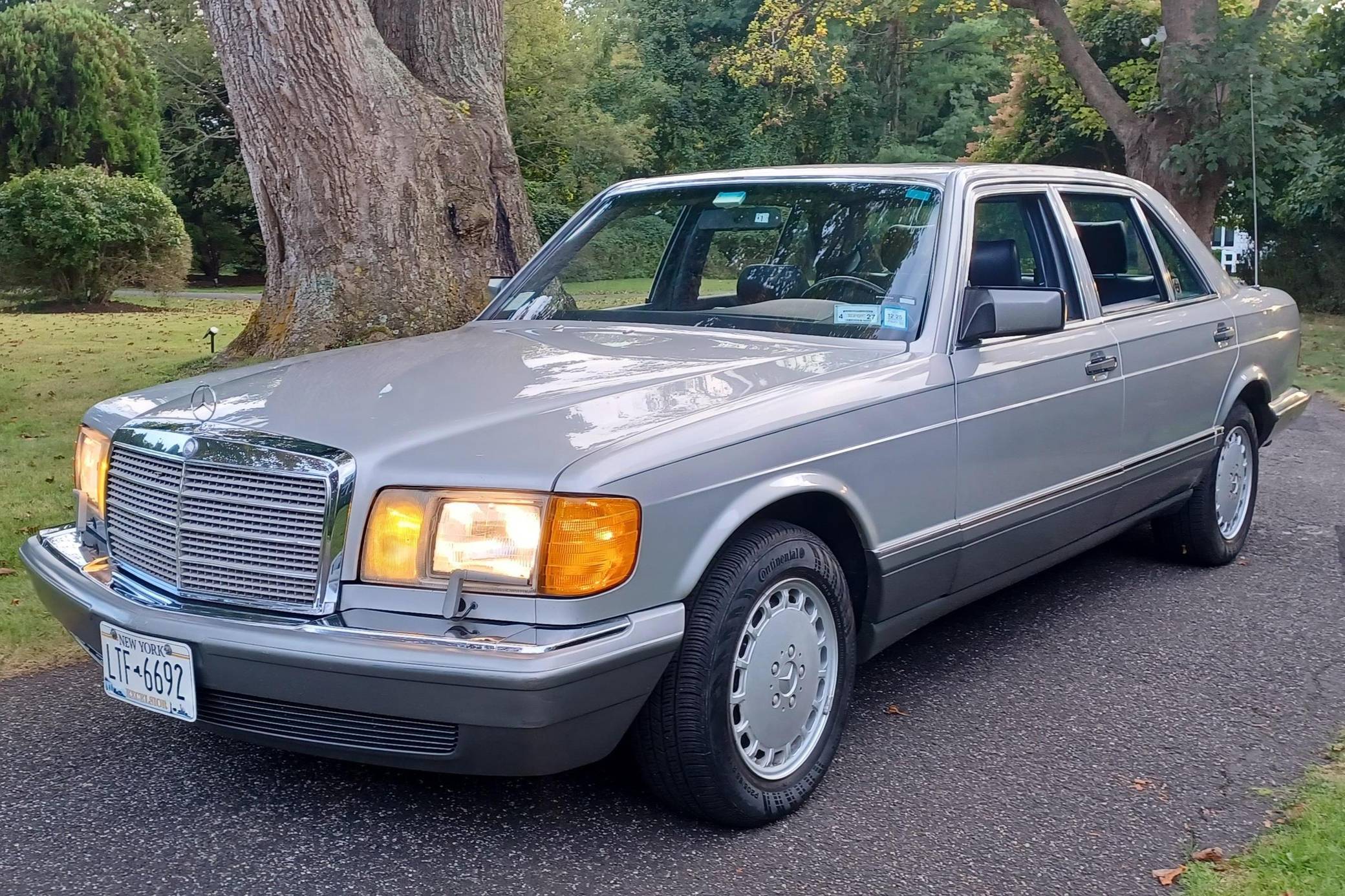 1987 Mercedes-Benz 560SEL — market value and price history