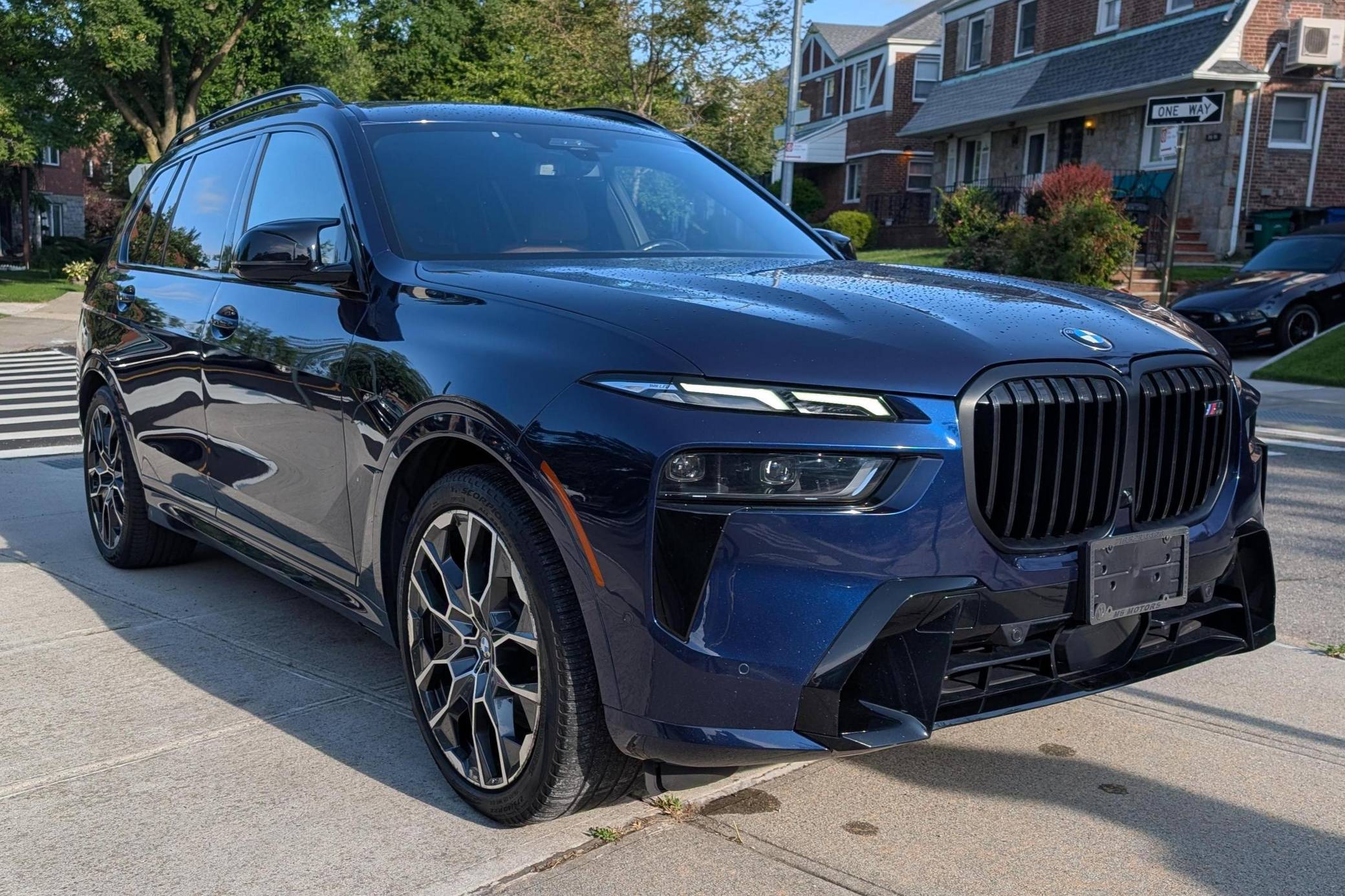 2023 BMW X7