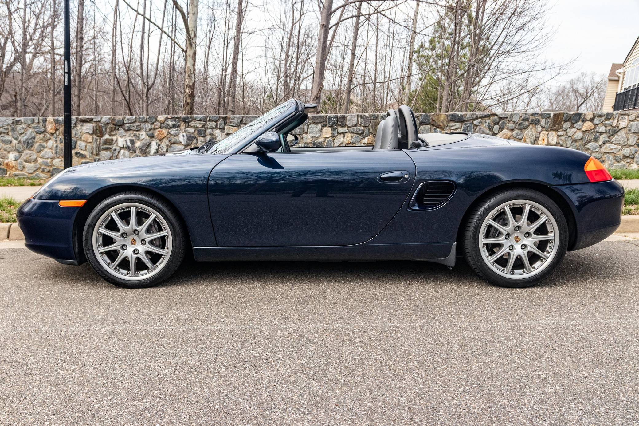 2000 Porsche Boxster VIN: WP0CA2988YU624258 for Sale - Cars & Bids