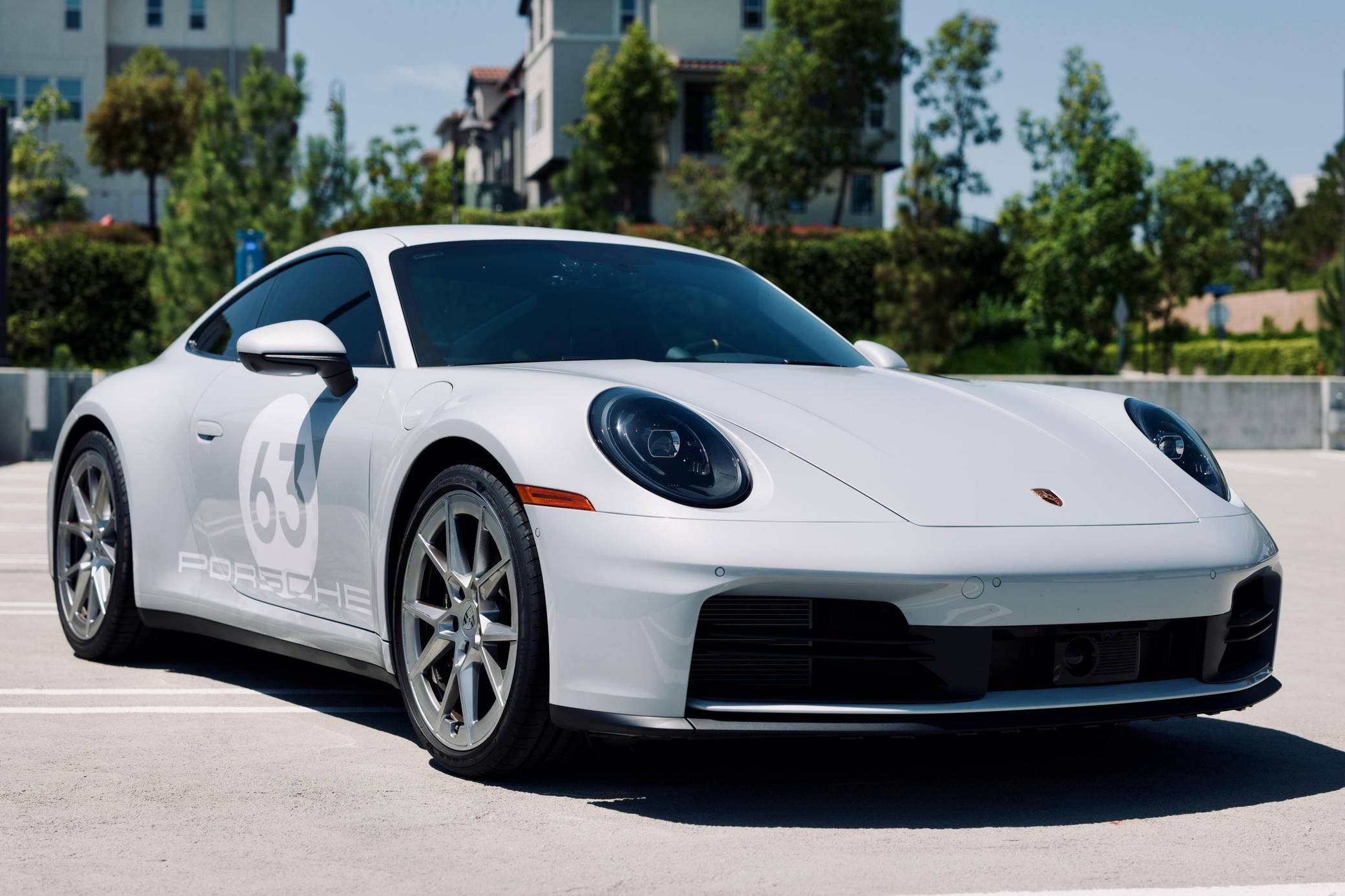 2025 Porsche 992 911
