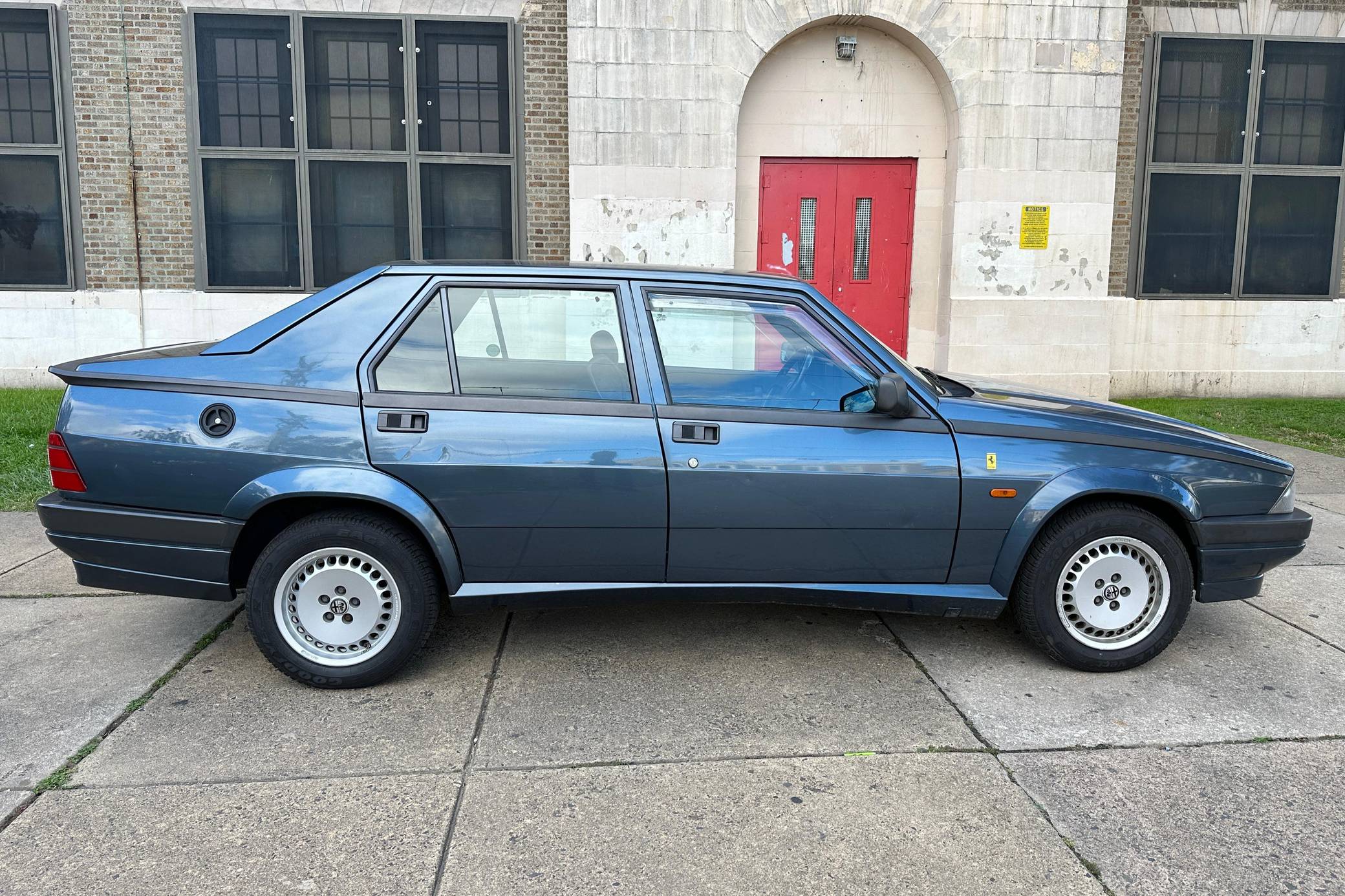 1990 Alfa Romeo 75 Twin Spark