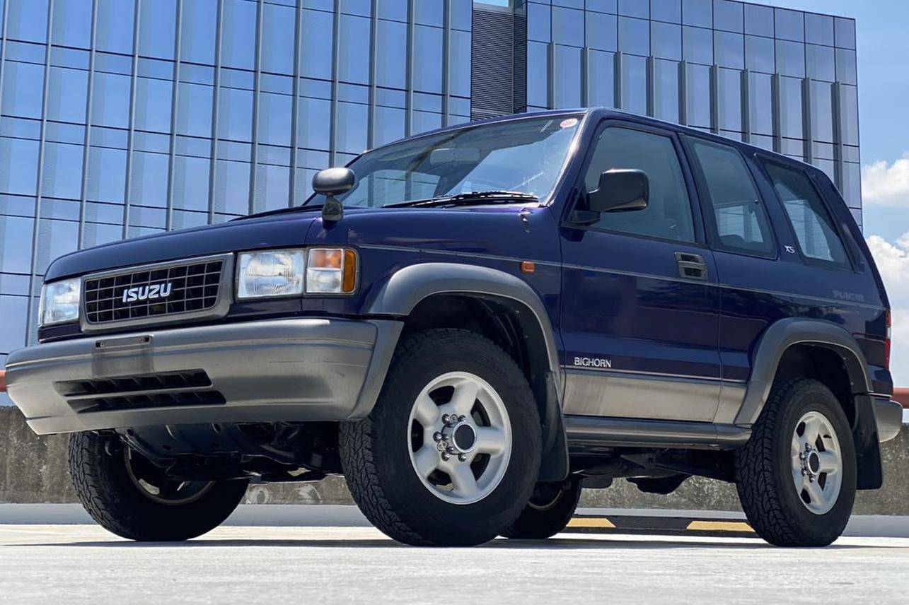 1996 Isuzu Bighorn XS 4x4