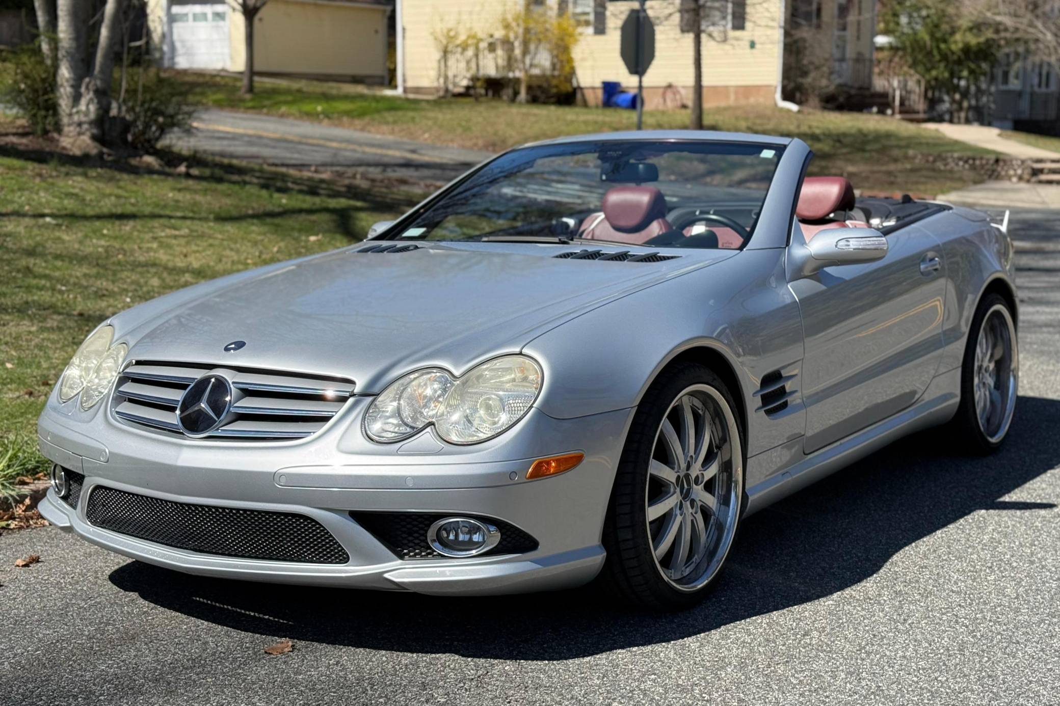 2007 Mercedes-Benz SL550 VIN: WDBSK71F97F128029 for Sale