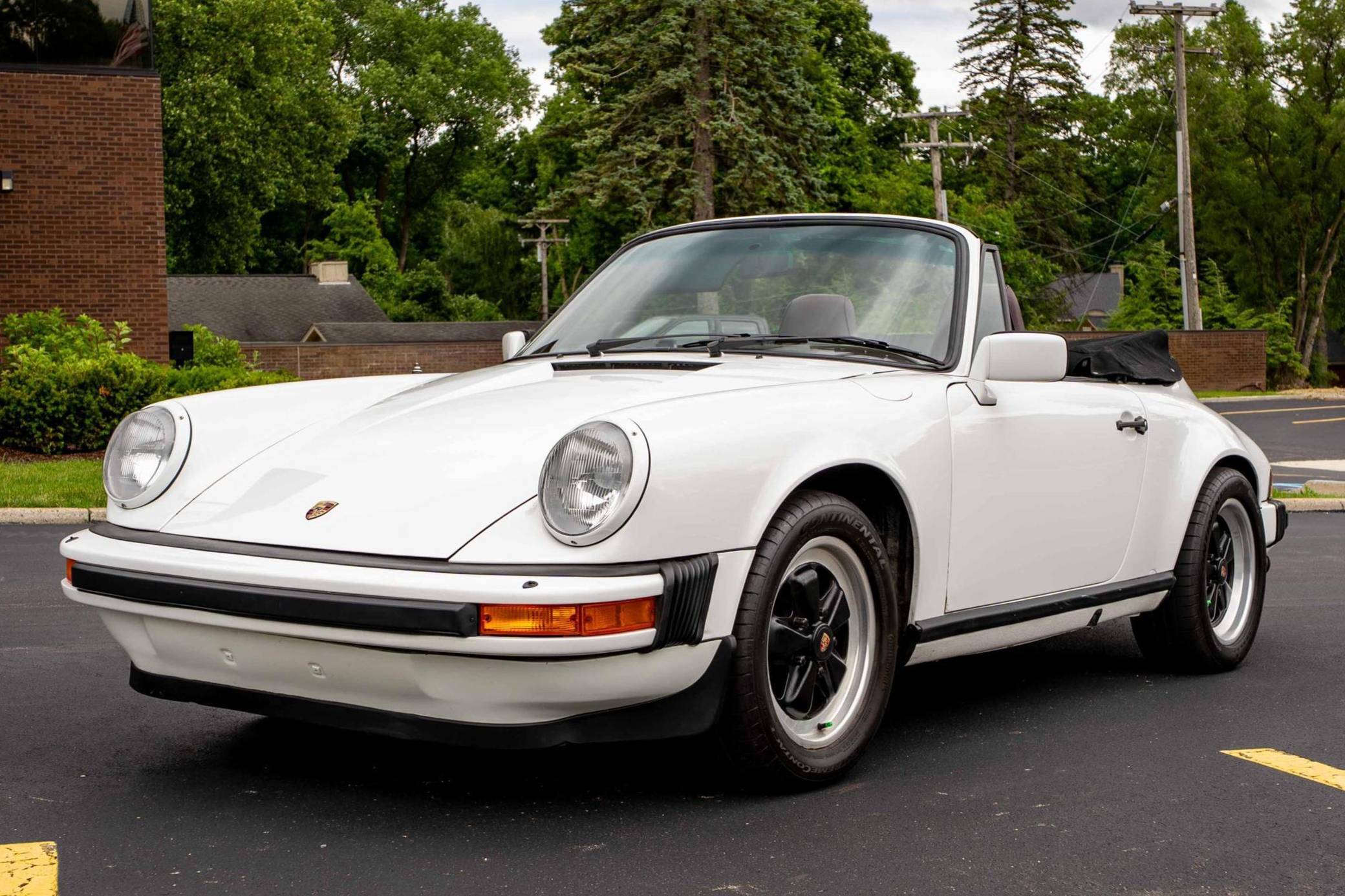 1983 Porsche 911 SC Cabriolet