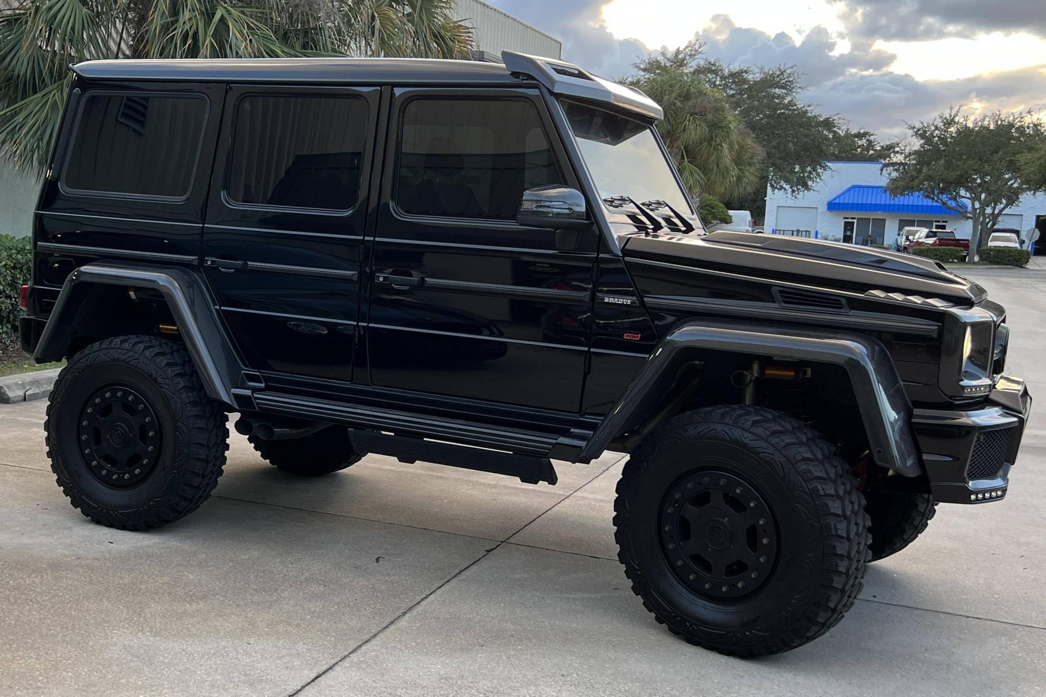 2016 Mercedes-AMG G63 Brabus G700 4x42