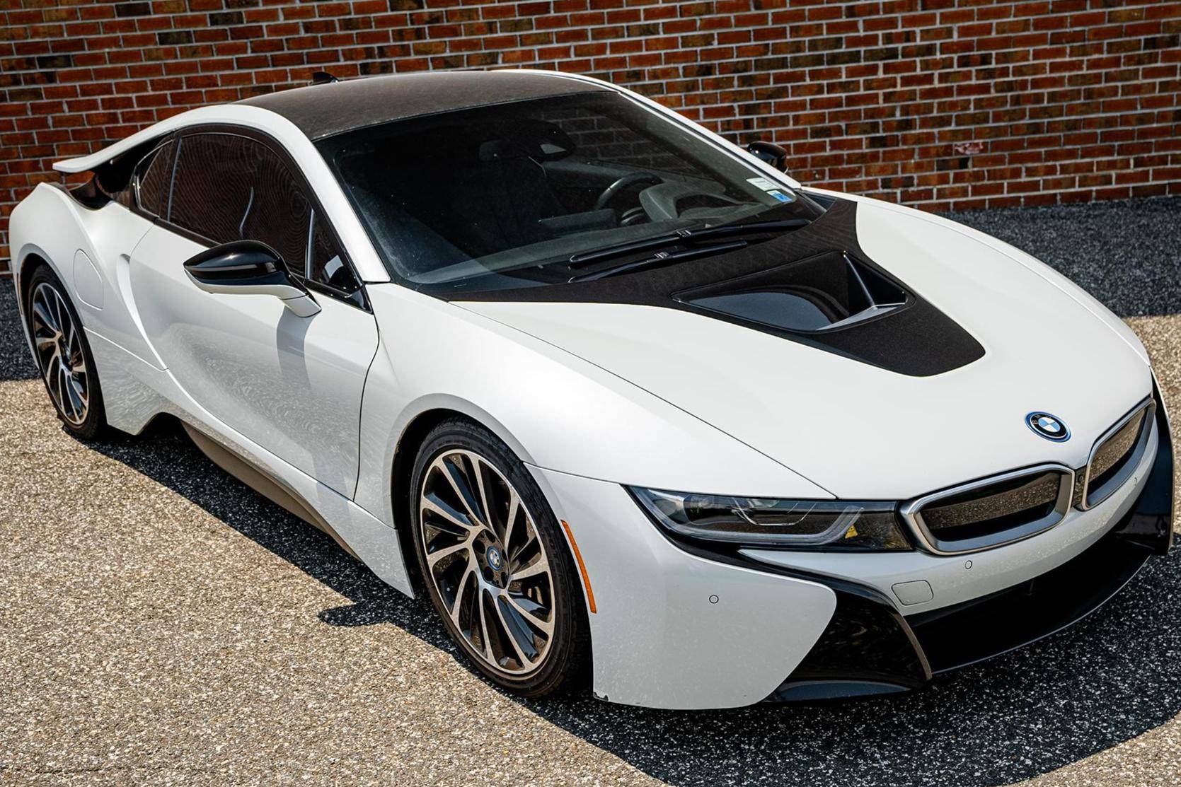 2016 BMW i8