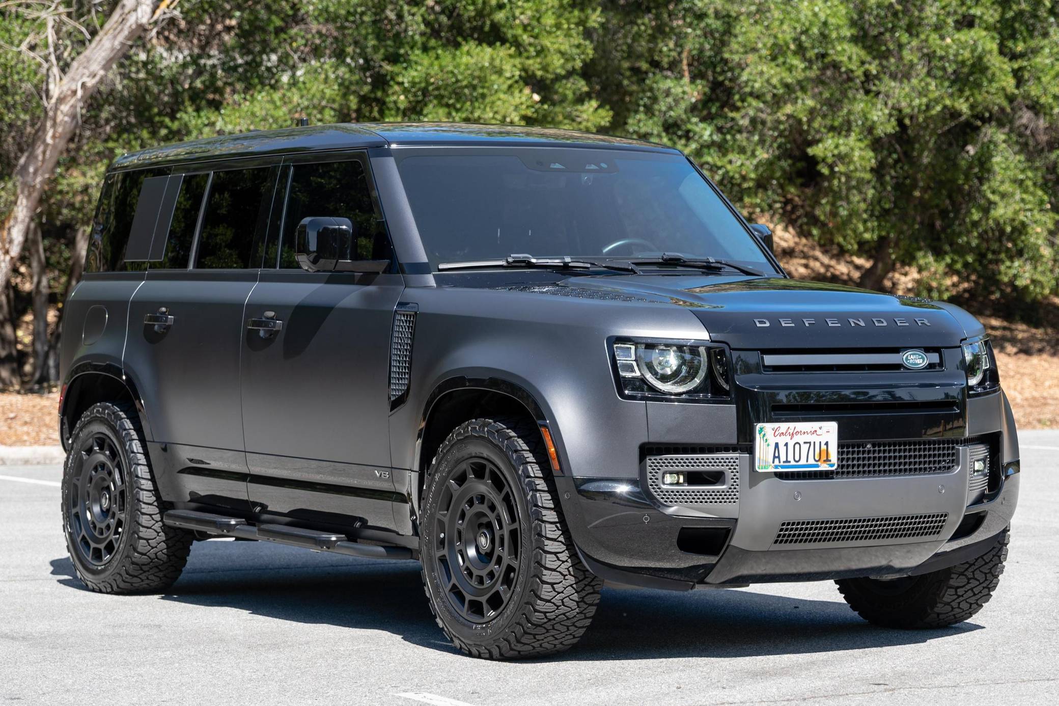 2025 Land Rover Defender