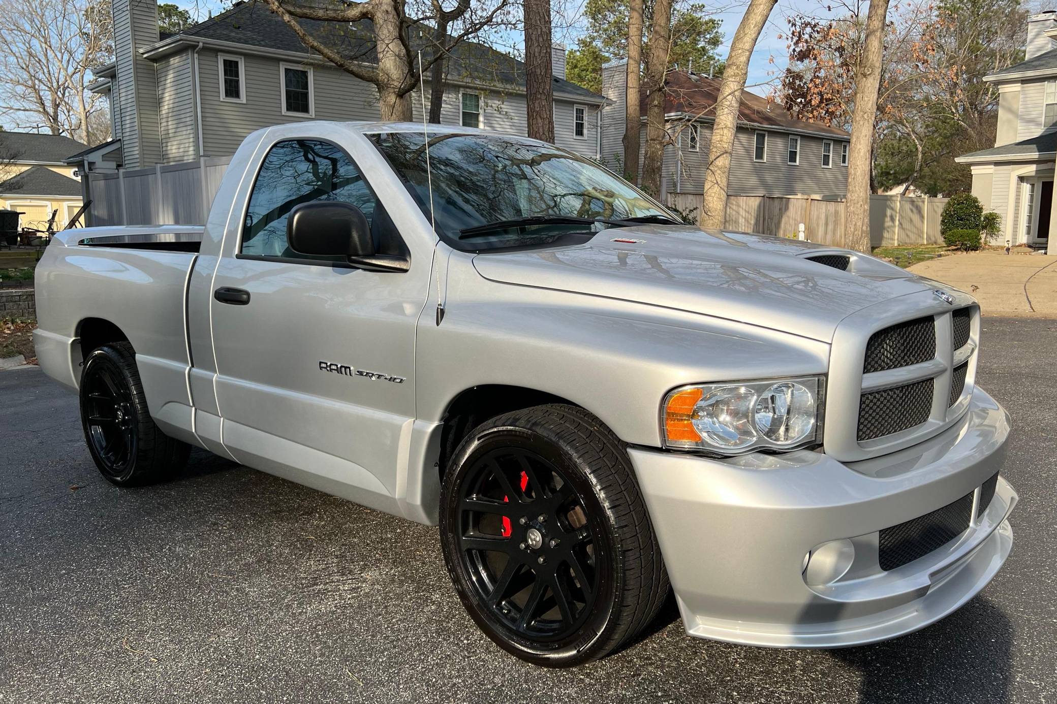 v10 ram 1500