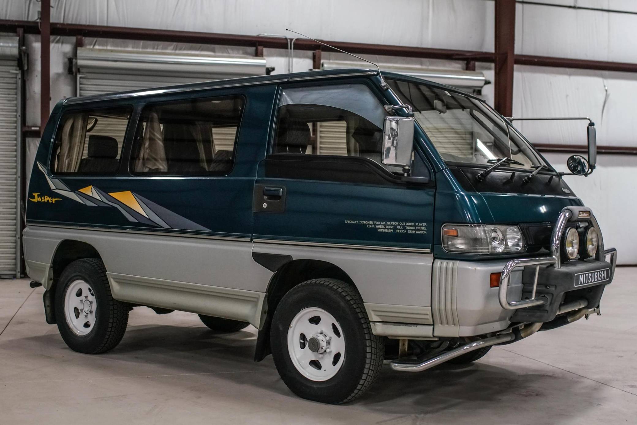 1994 Mitsubishi Delica Star Wagon Jasper 4WD