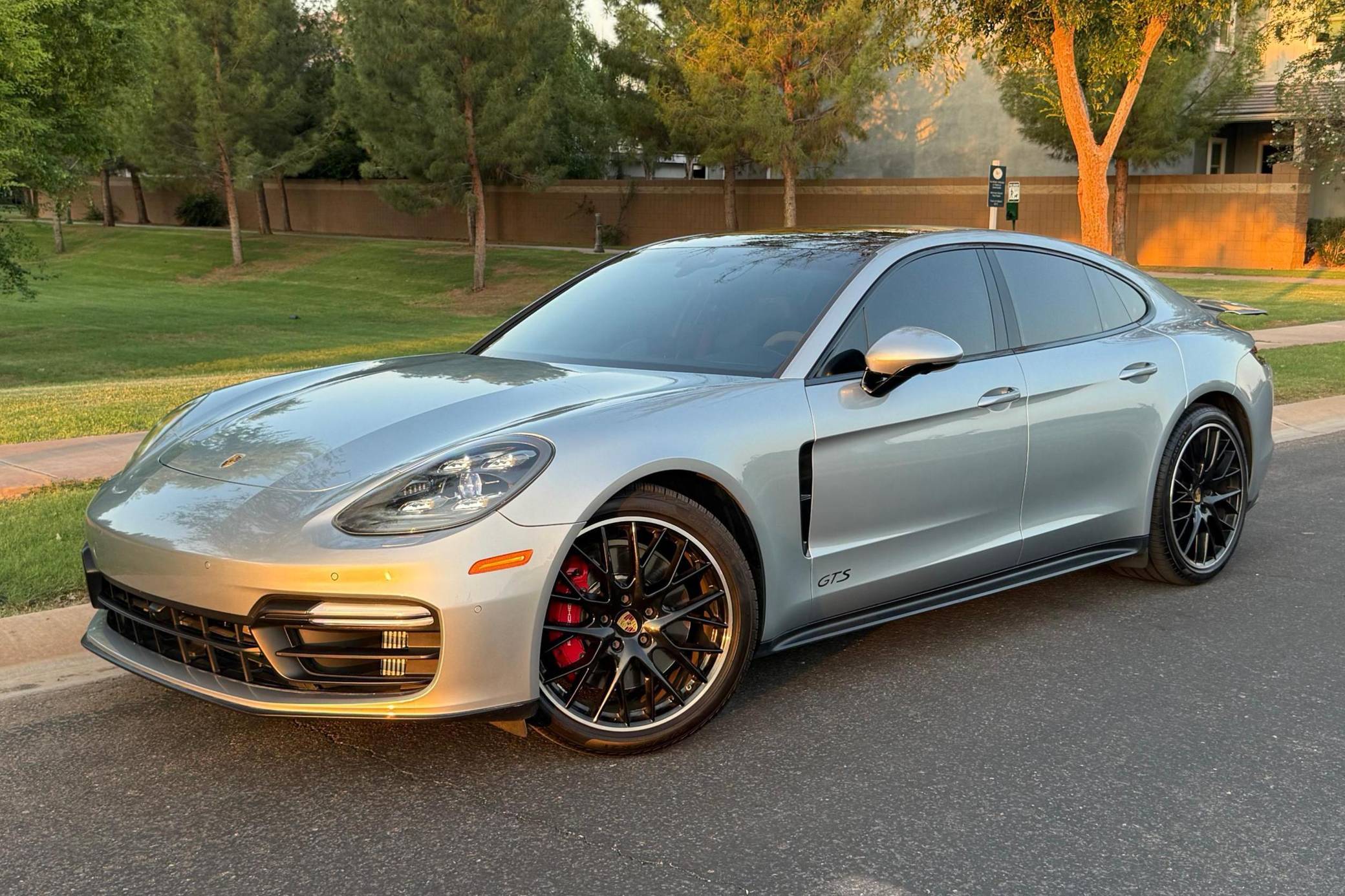 2019 Porsche Panamera