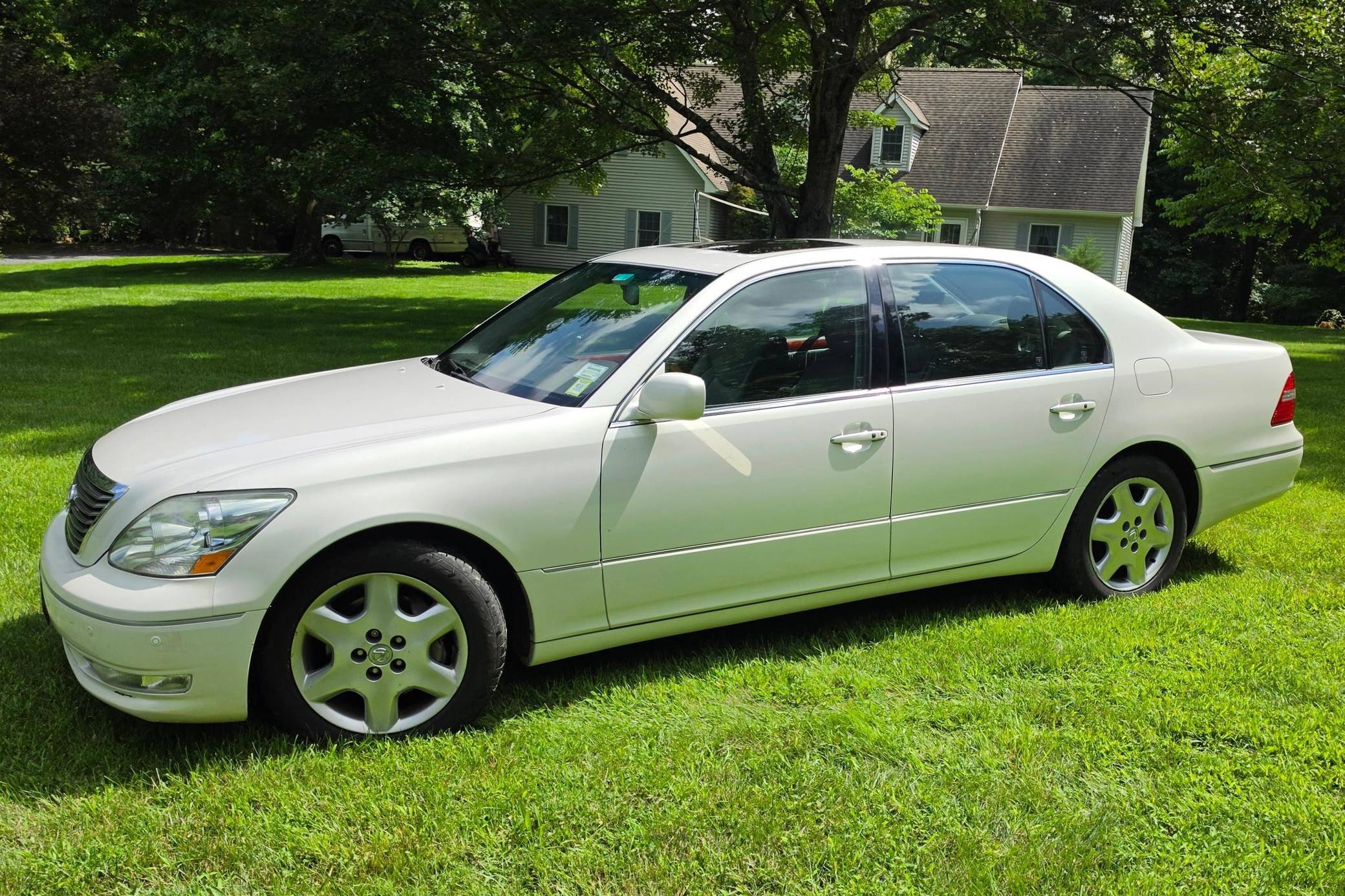2004 Lexus LS