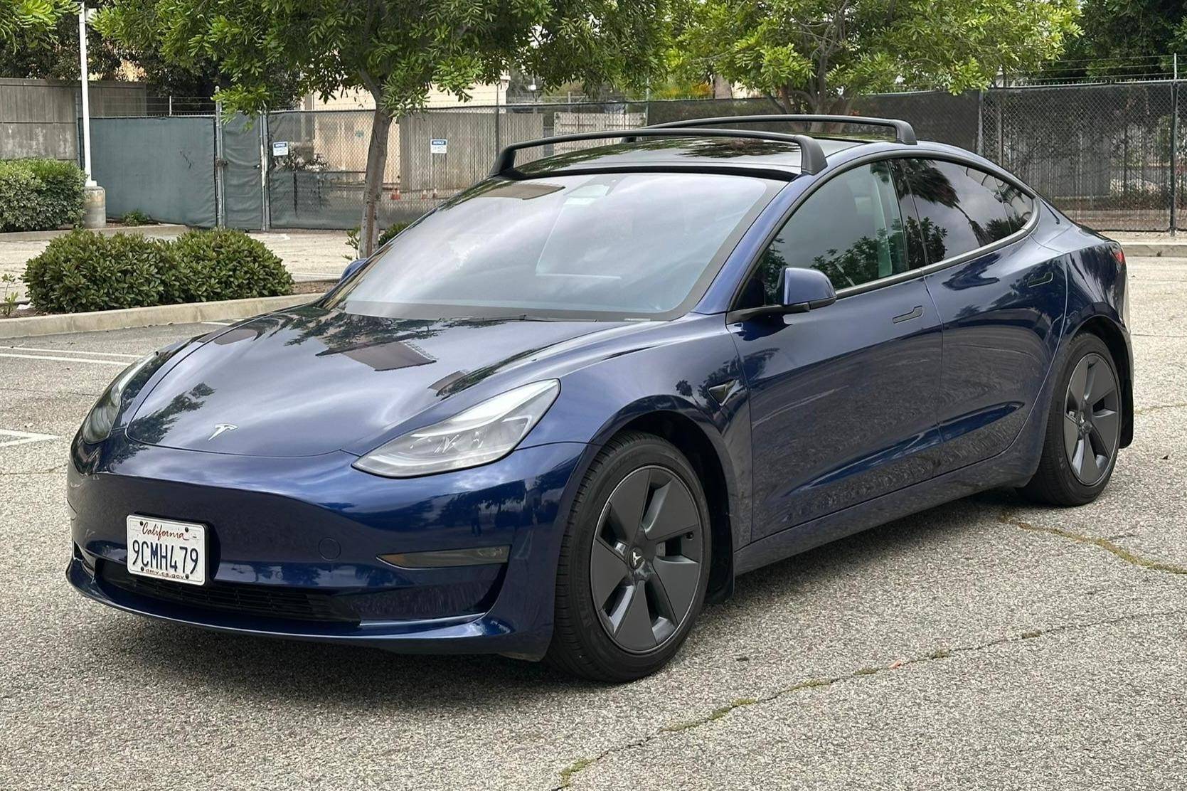 2022 Tesla 3