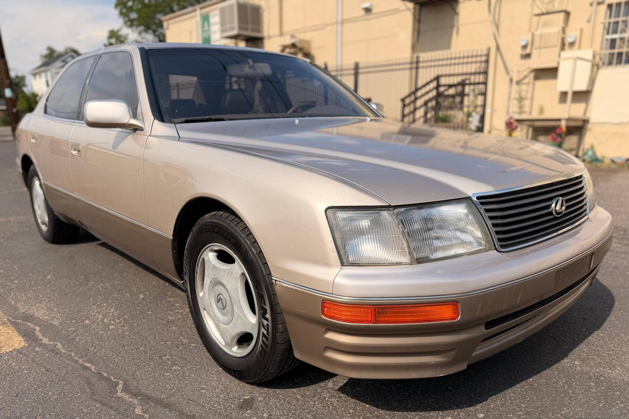 1997 Lexus LS