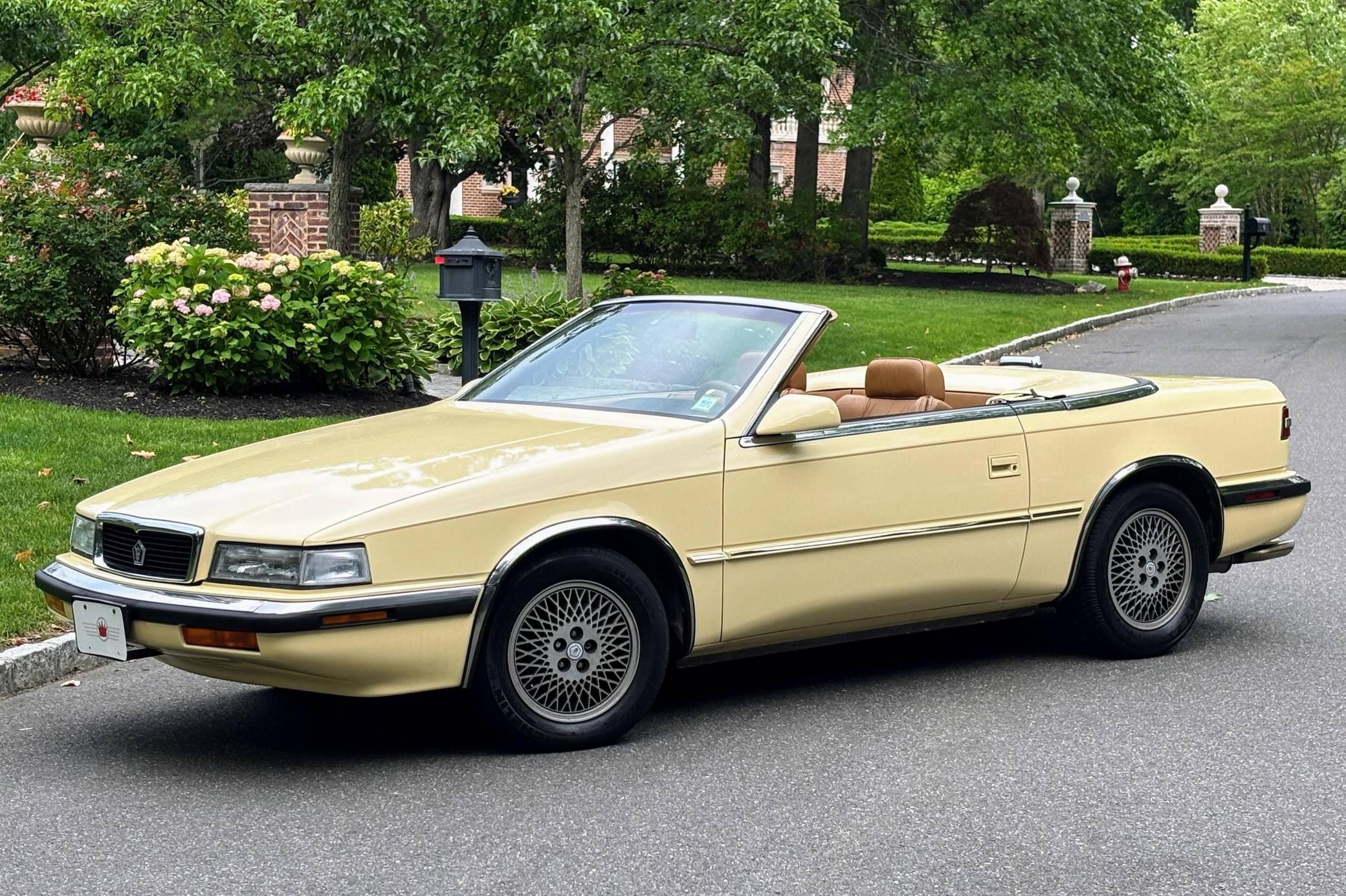 1989 Chrysler TC by Maserati