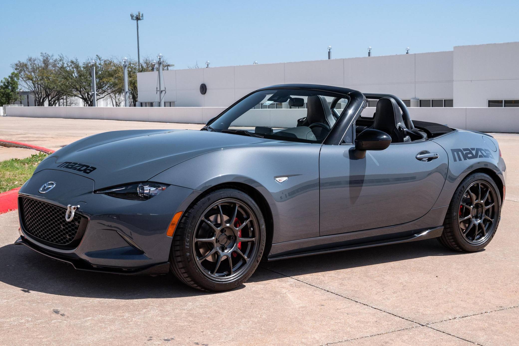 2020 Mazda MX-5 Miata Club VIN: JM1NDAC70L0410312 for Sale - Cars